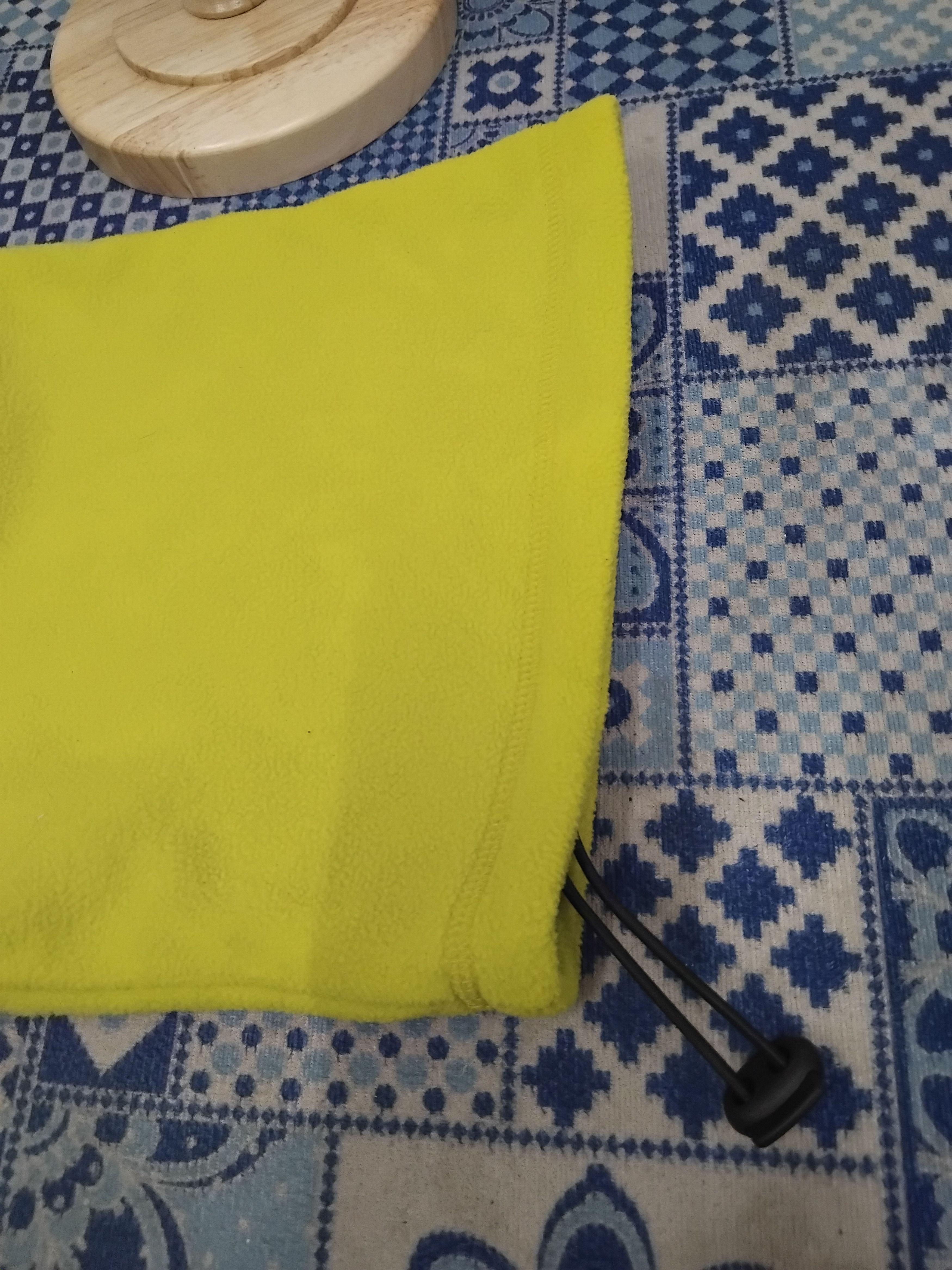 Japanese Brand Green yellow streetwear style hoodie Size ONE SIZE - 4 Thumbnail