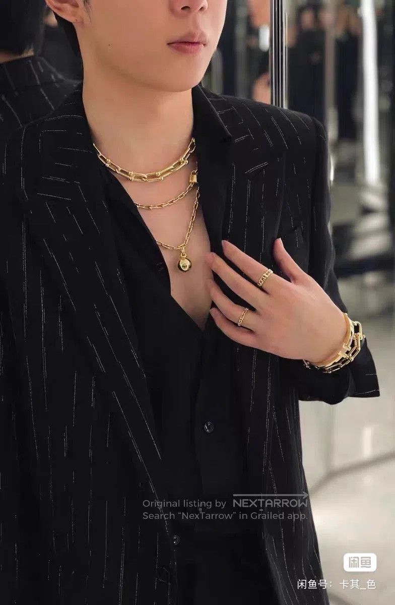 Saint Laurent Paris Saint Laurent Paris Black and Gold Suit Jacket Size US M / EU 48-50 / 2 - 4 Thumbnail