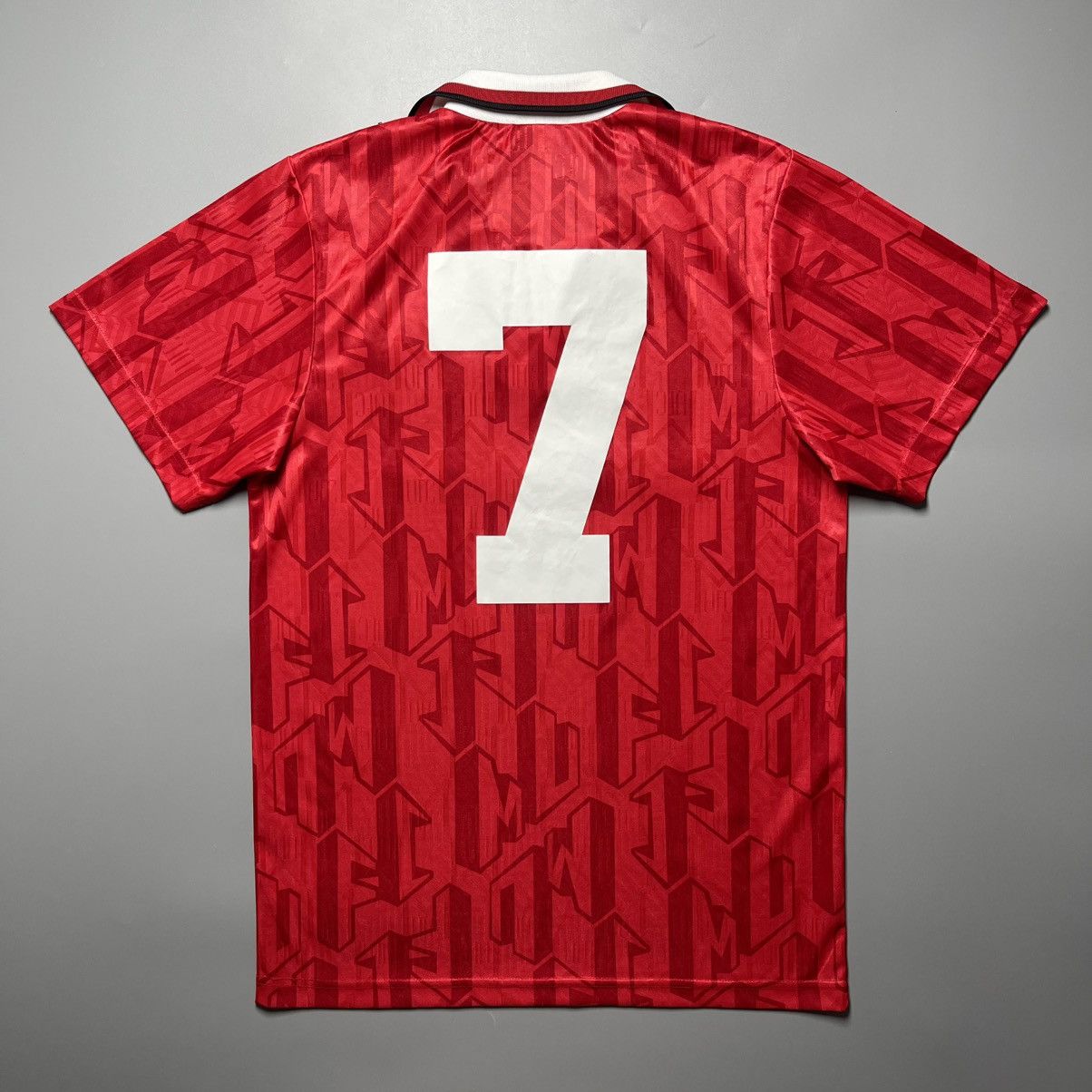 Umbro MANCHESTER UNITED x SCORE DRAW 1992/1994 SOCCER HOME JERSEY Size US M / EU 48-50 / 2 - 9 Thumbnail