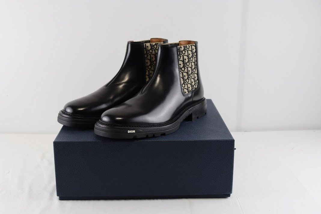 Dior o1rshd1 Expl Explorer Chelsea Boot Calf in Black/Beige Size US 12 / EU 45 - 15 Thumbnail