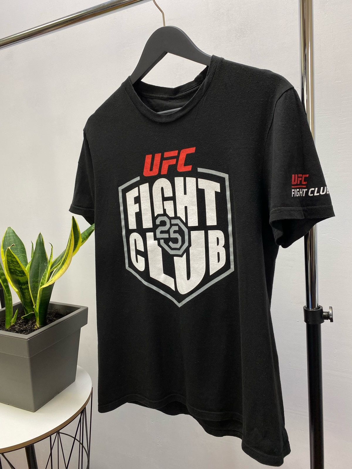UFC UFC Fight Club Graphic Tee Black T Shirt Size US M / EU 48-50 / 2 - 2 Thumbnail