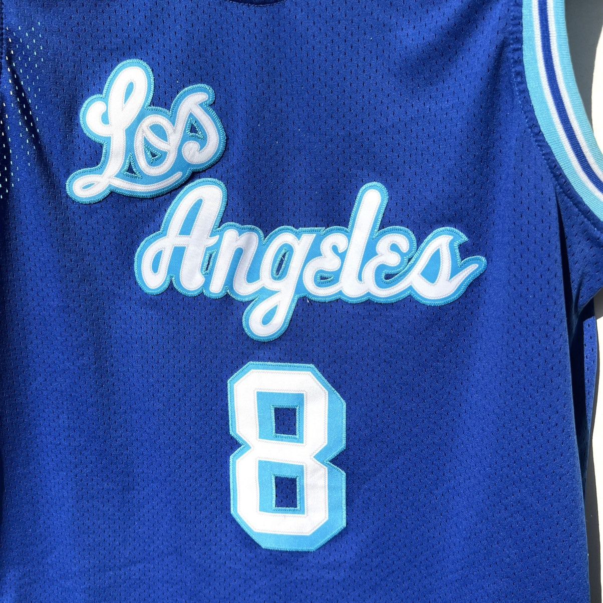 NBA Kobe Bryant Royal Hardwood Classics basketball Jersey Size US L / EU 52-54 / 3 - 4 Thumbnail