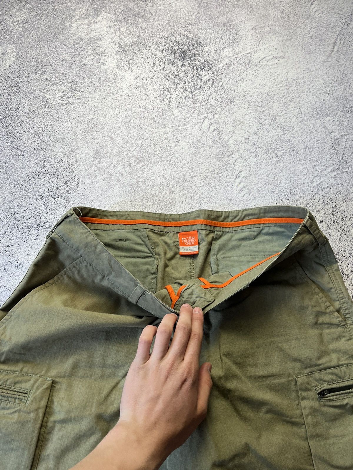 Nike Nike vintage cargo shorts casual streetwear hype y2k Size US 34 / EU 50 - 8 Thumbnail