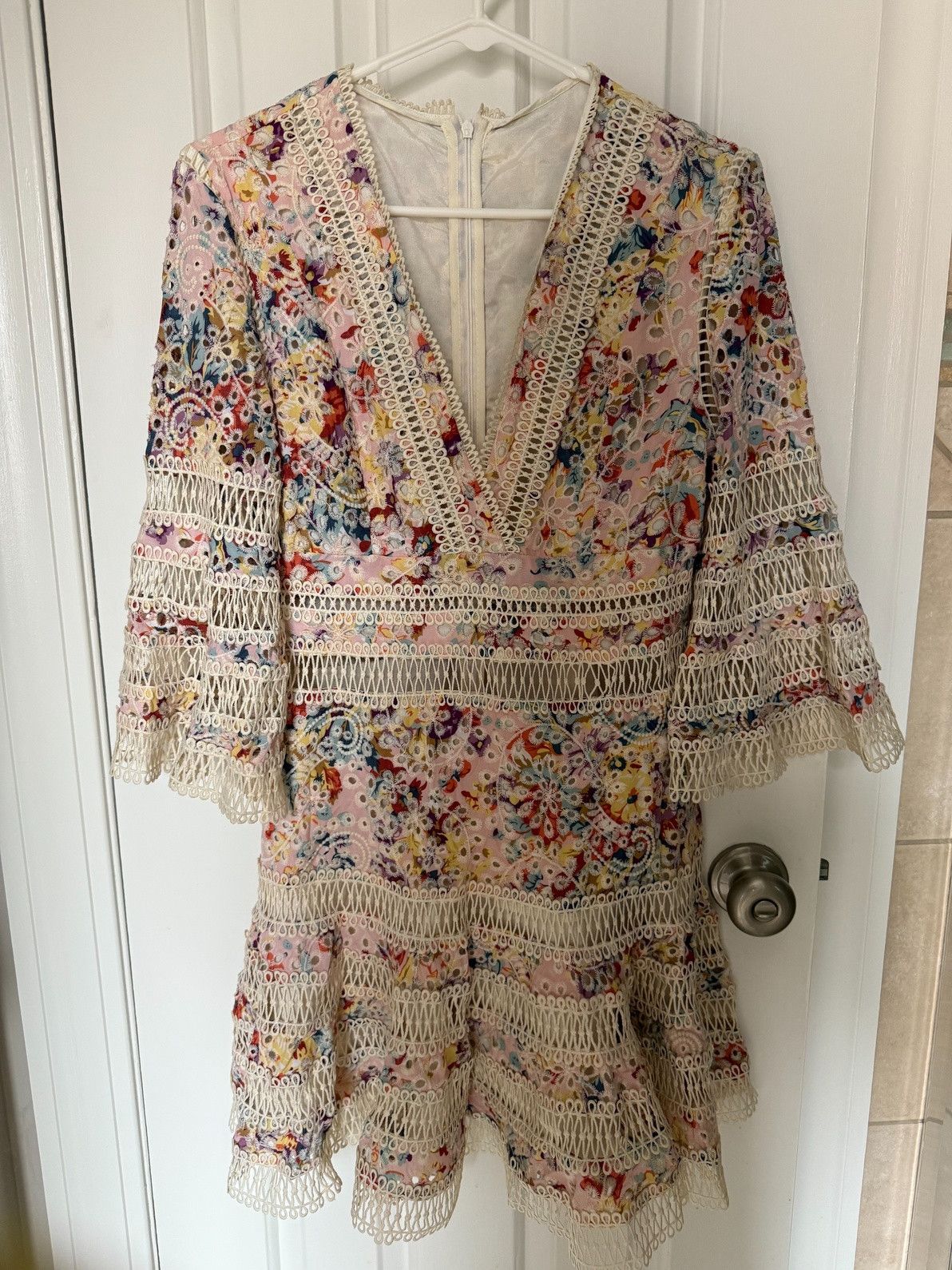 Other Floral Flutter Lace Mini Dress Pink Bell Sleeve V-neck Sz XS Size XS / US 0-2 / IT 36-38 - 1 Thumbnail