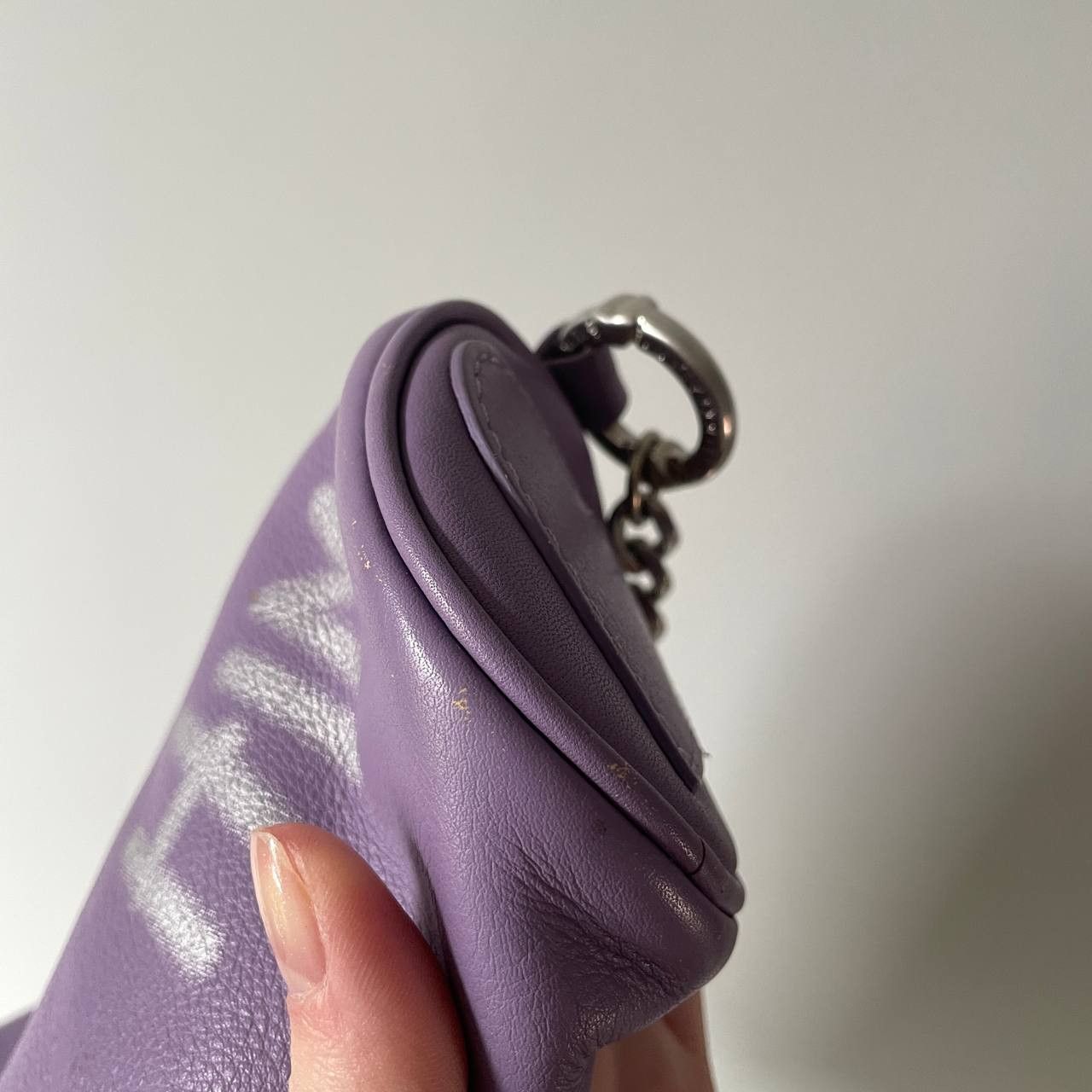 Juicy Couture VINTAGE Y2K JUICY COUTURE RARE LEATHER MINI BAG DITCH HIM Size ONE SIZE - 9 Thumbnail