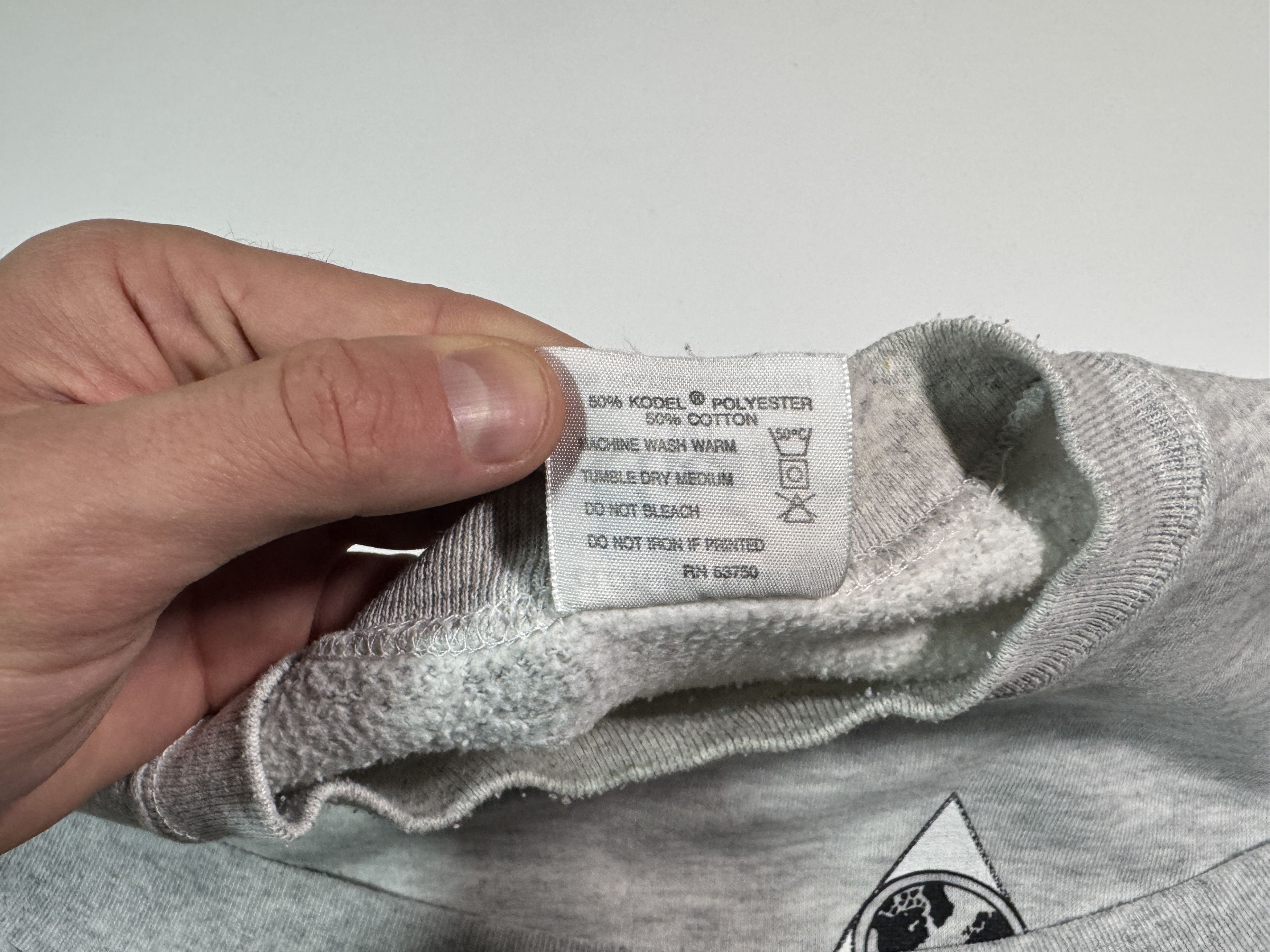 Vintage Vintage 90s Surfers Alliance Sweatshirt Size US XL / EU 56 / 4 - 7 Thumbnail