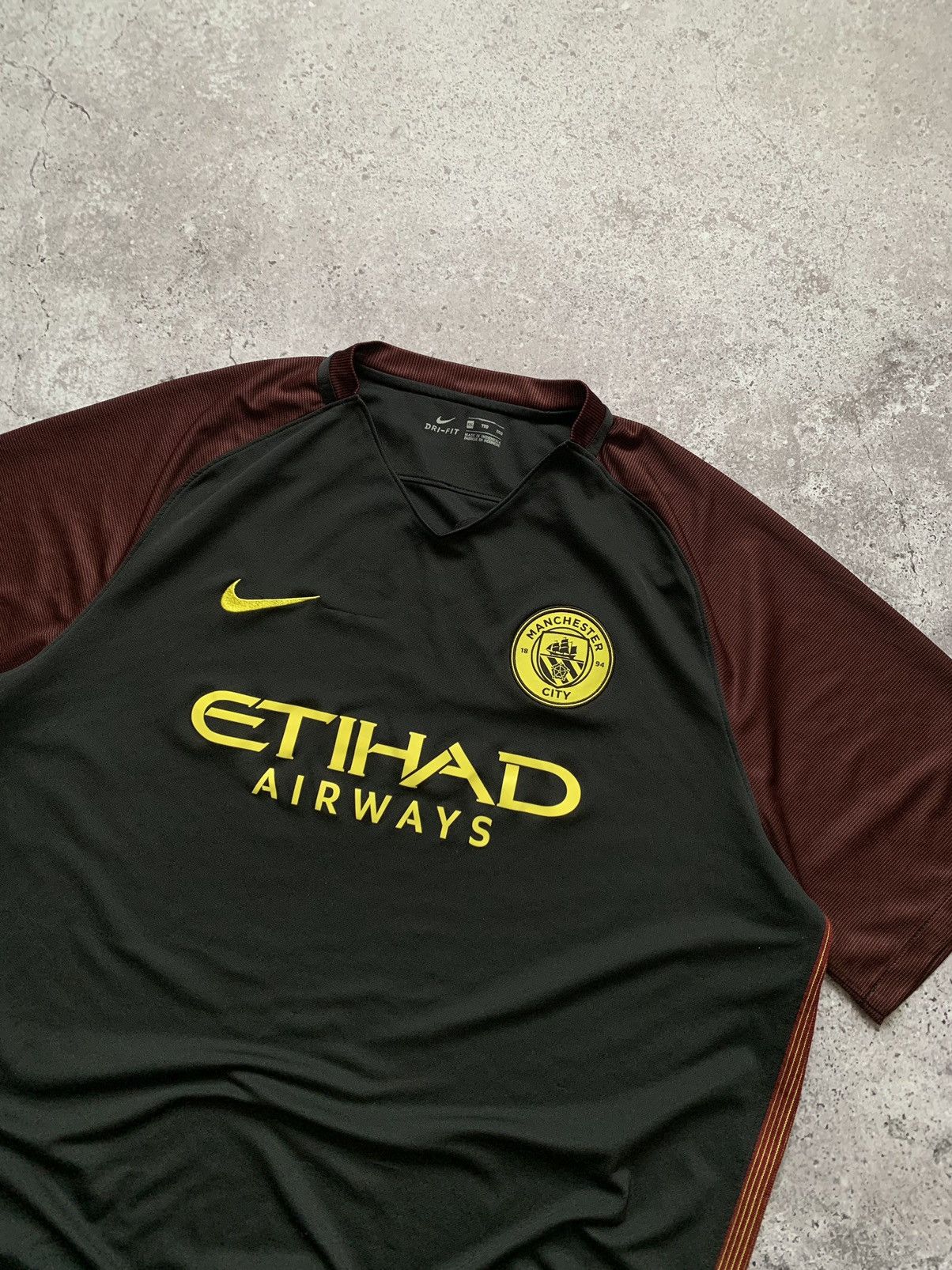 Vintage 🔥NIKE MANCHESTER CITY 2016 2017 AWAY SOCCER JERSEY Size US XXL / EU 58 / 5 - 4 Thumbnail