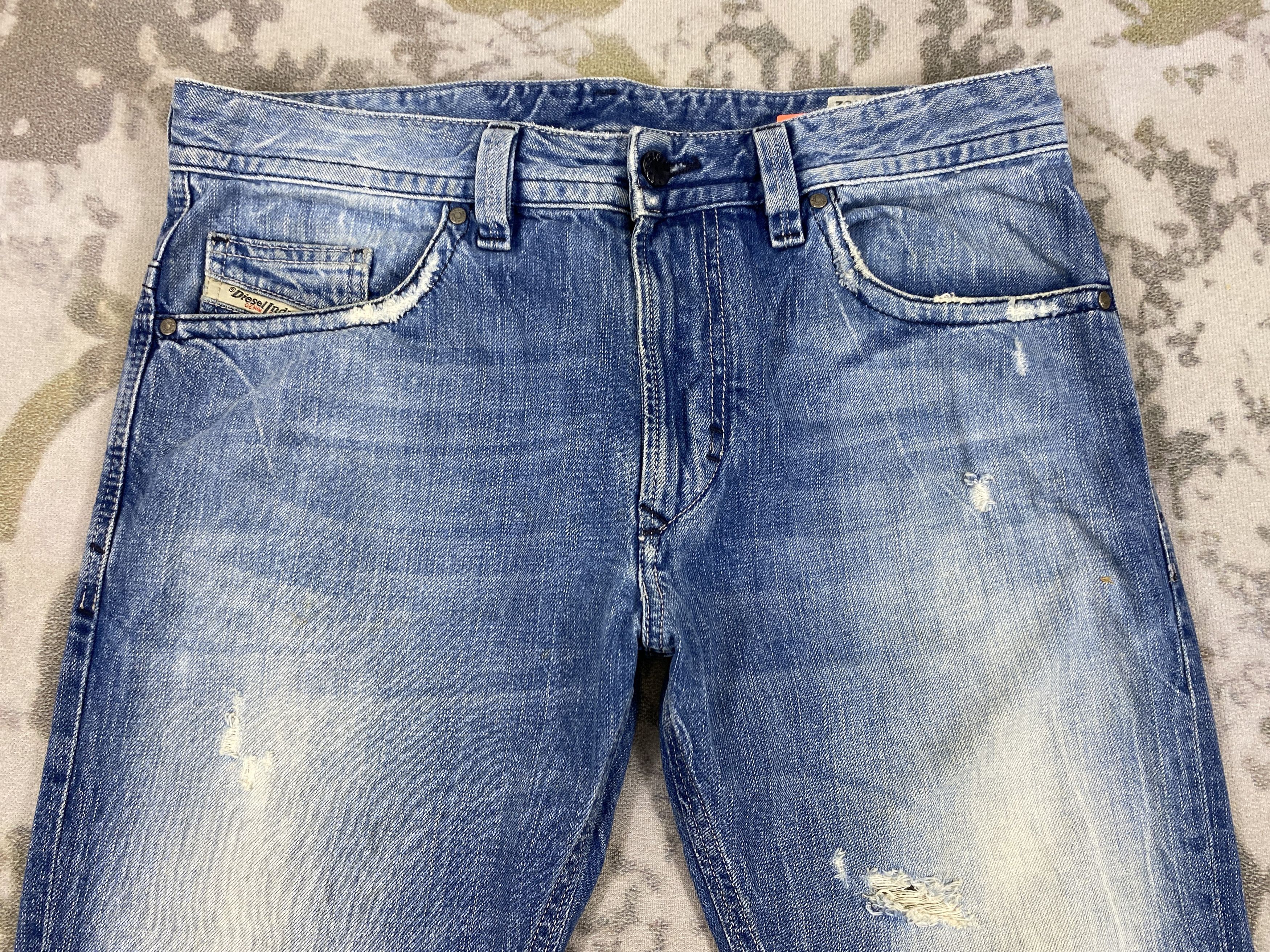 Japanese Brand Faded Blue Vintage Diesel Jeans 33x27 Denim- JN3708 Size US 33 - 3 Thumbnail