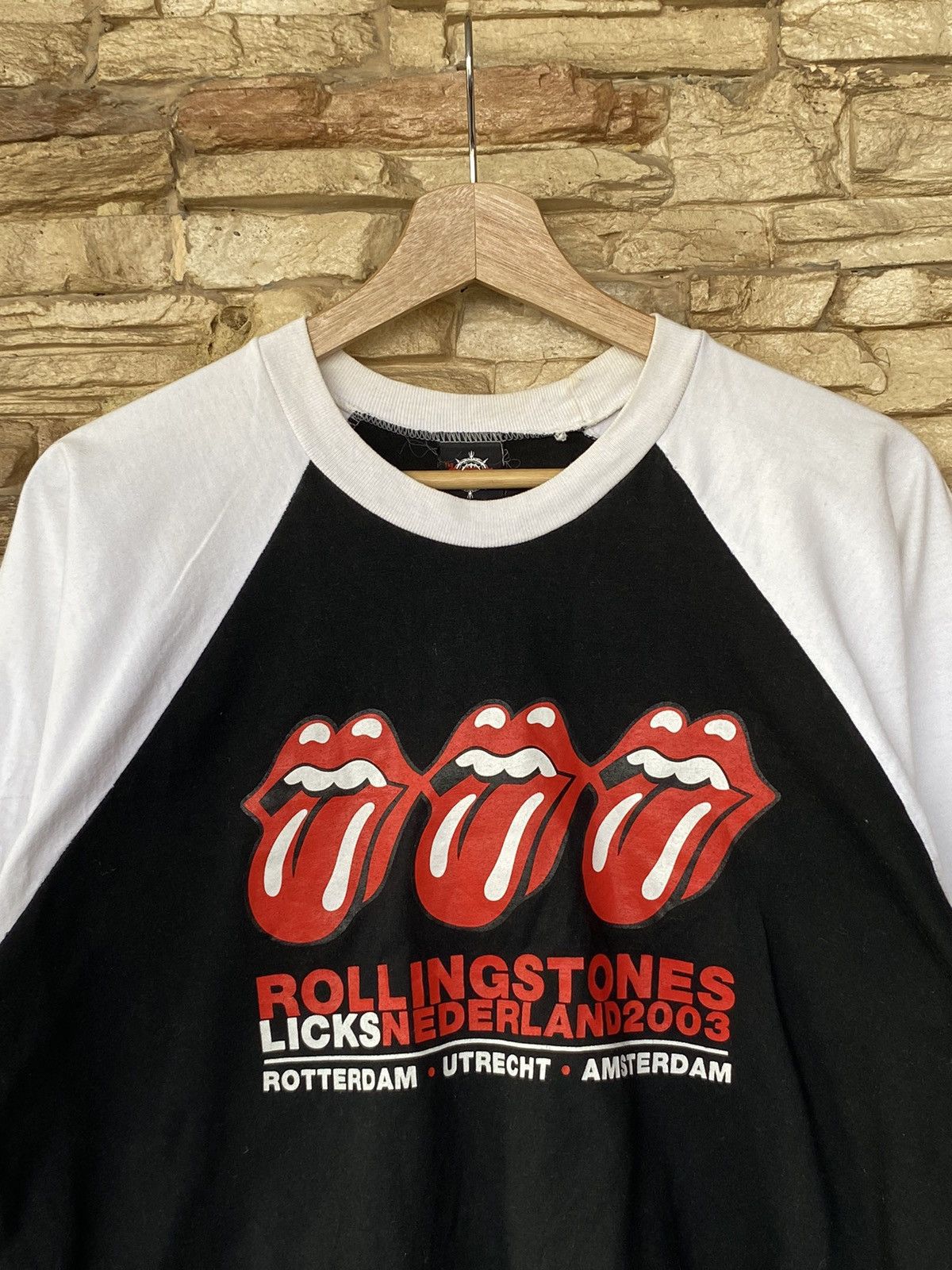 Vintage Vintage 2003 The Rolling Stones 3/4 3q Sleeve Band Tees Size US L / EU 52-54 / 3 - 4 Thumbnail