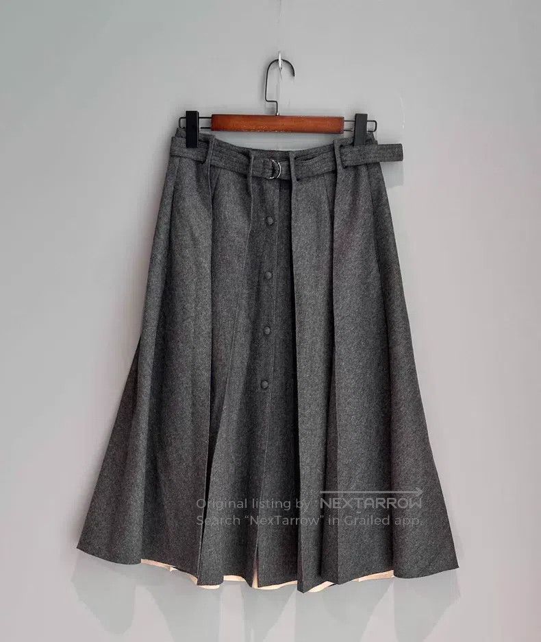 Fendi Fendi Gray Midi Skirt Size 24" / US 00 / IT 34 - 1 Thumbnail