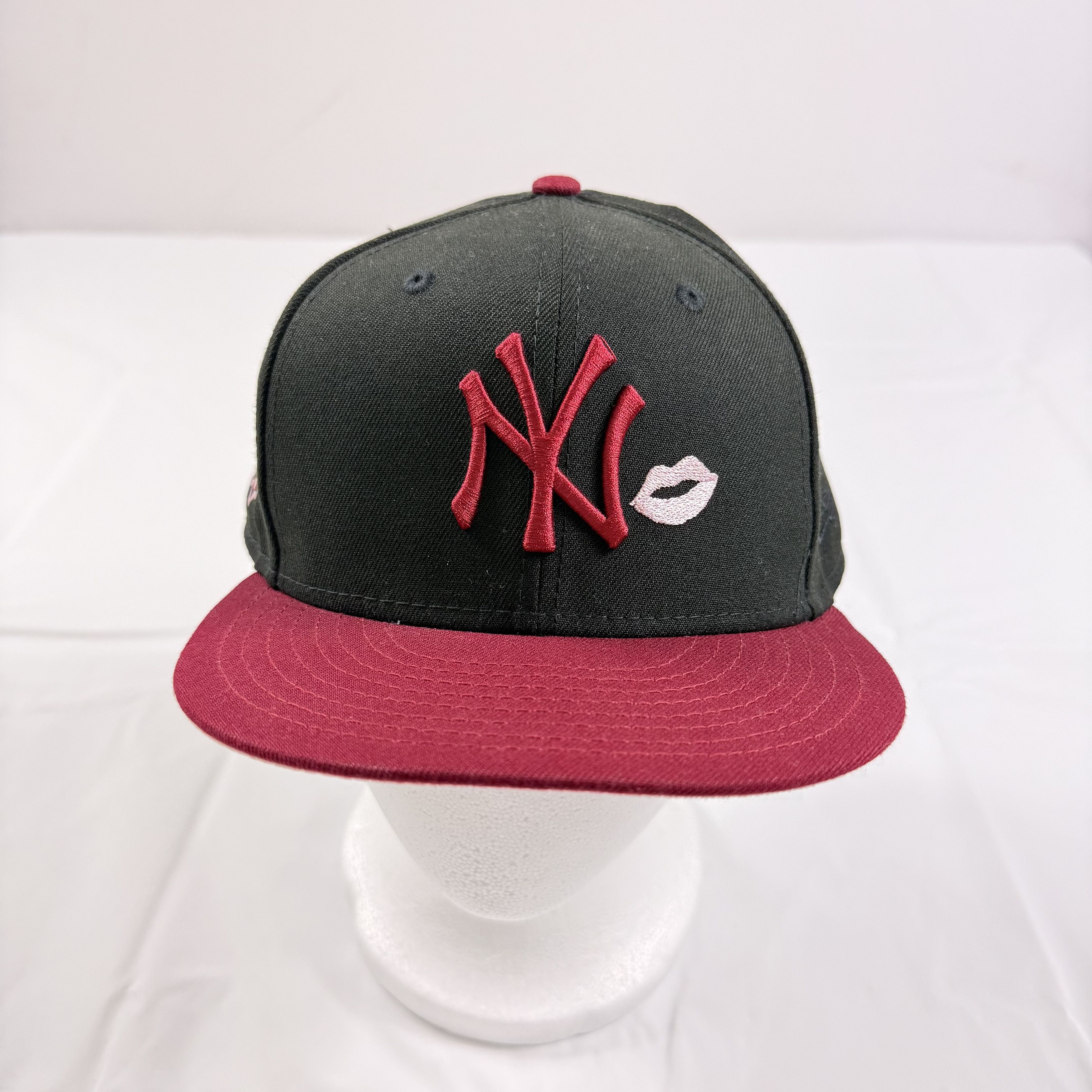 New Era New Era New York Yankees 59FIFTY Fitted Hat 7 5/8 1999 WS Size ONE SIZE - 1 Thumbnail