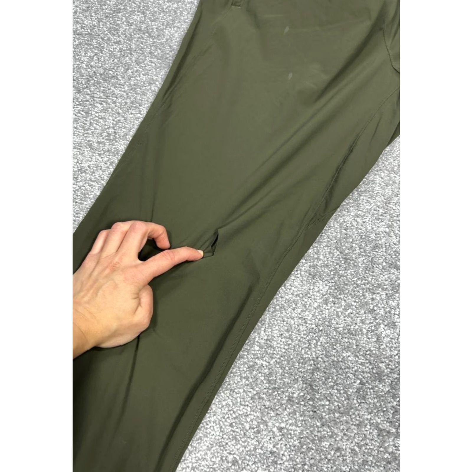Lululemon Lululemon Surge Joggers Mens M Green Running Jogger Pants Athletic Cross Training Gym & Training Surges Size US 31 - 5 Thumbnail