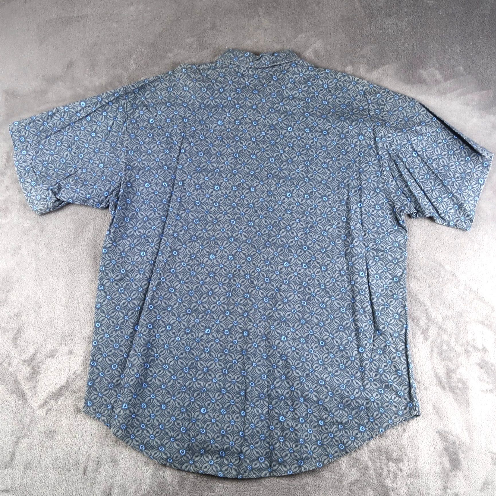Quiksilver VINTAGE Quiksilver Shirt Mens L Blue 90s Hawaii Geometric Button-Up Short Sleeve Collared 80s 00s Print USA Vintage Size US L / EU 52-54 / 3 - 3 Thumbnail