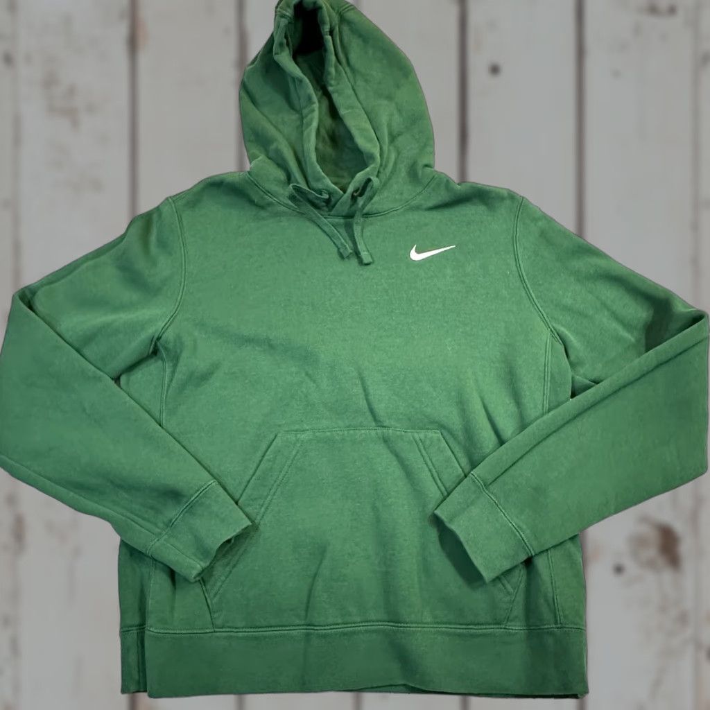 Nike Nike Hoodies Women Pullover Swoosh Embroidered Green Kelly Medium Size M / US 6-8 / IT 42-44 - 1 Thumbnail