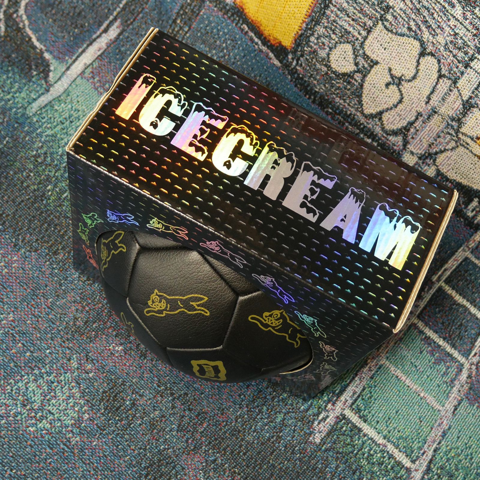 Billionaire Boys Club × Icecream BBC Icecream Goal Running Dog Soccer Ball Size ONE SIZE - 3 Thumbnail