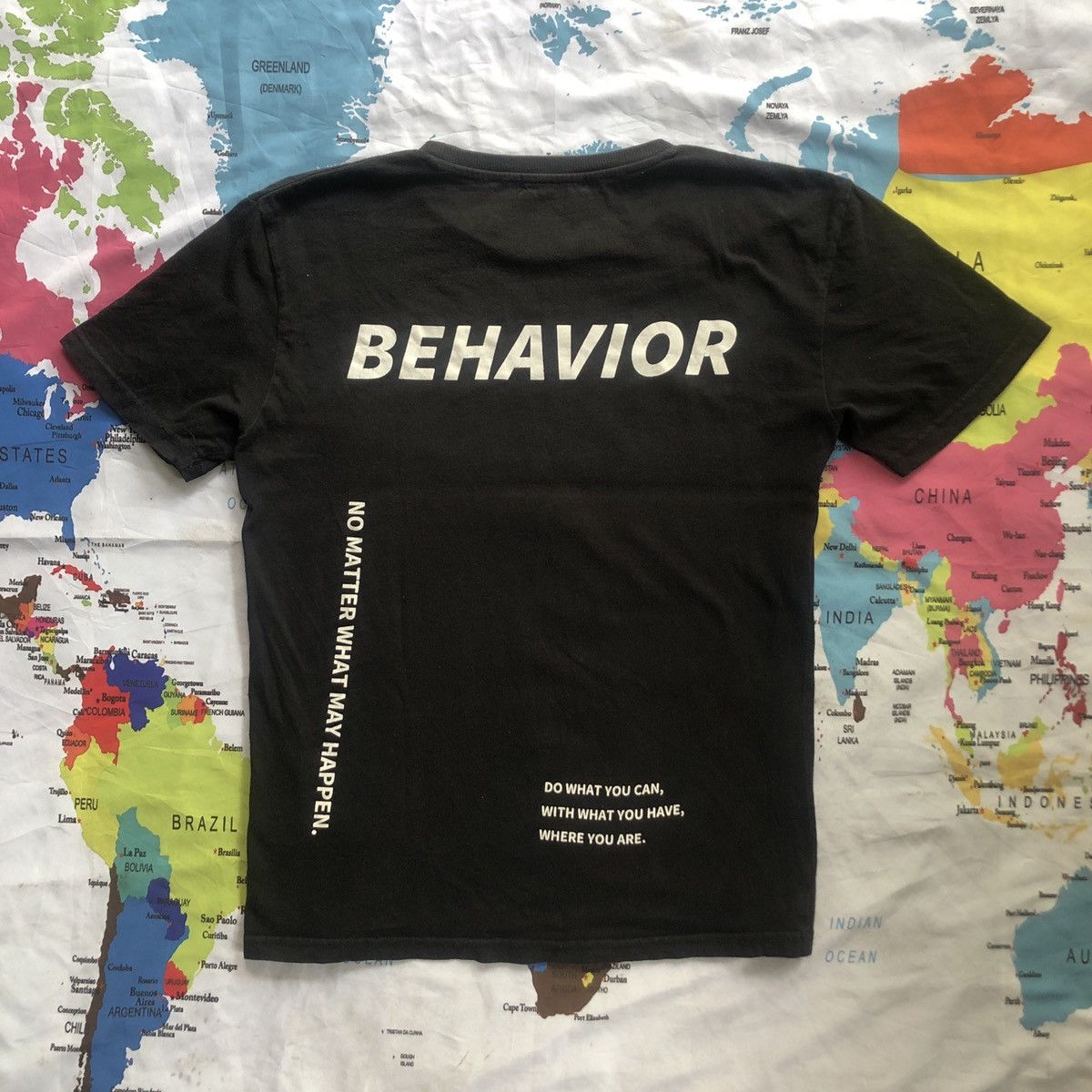 Japanese Brand Avail Avant Garde Tee Shirt Size US S / EU 44-46 / 1 - 2 Thumbnail