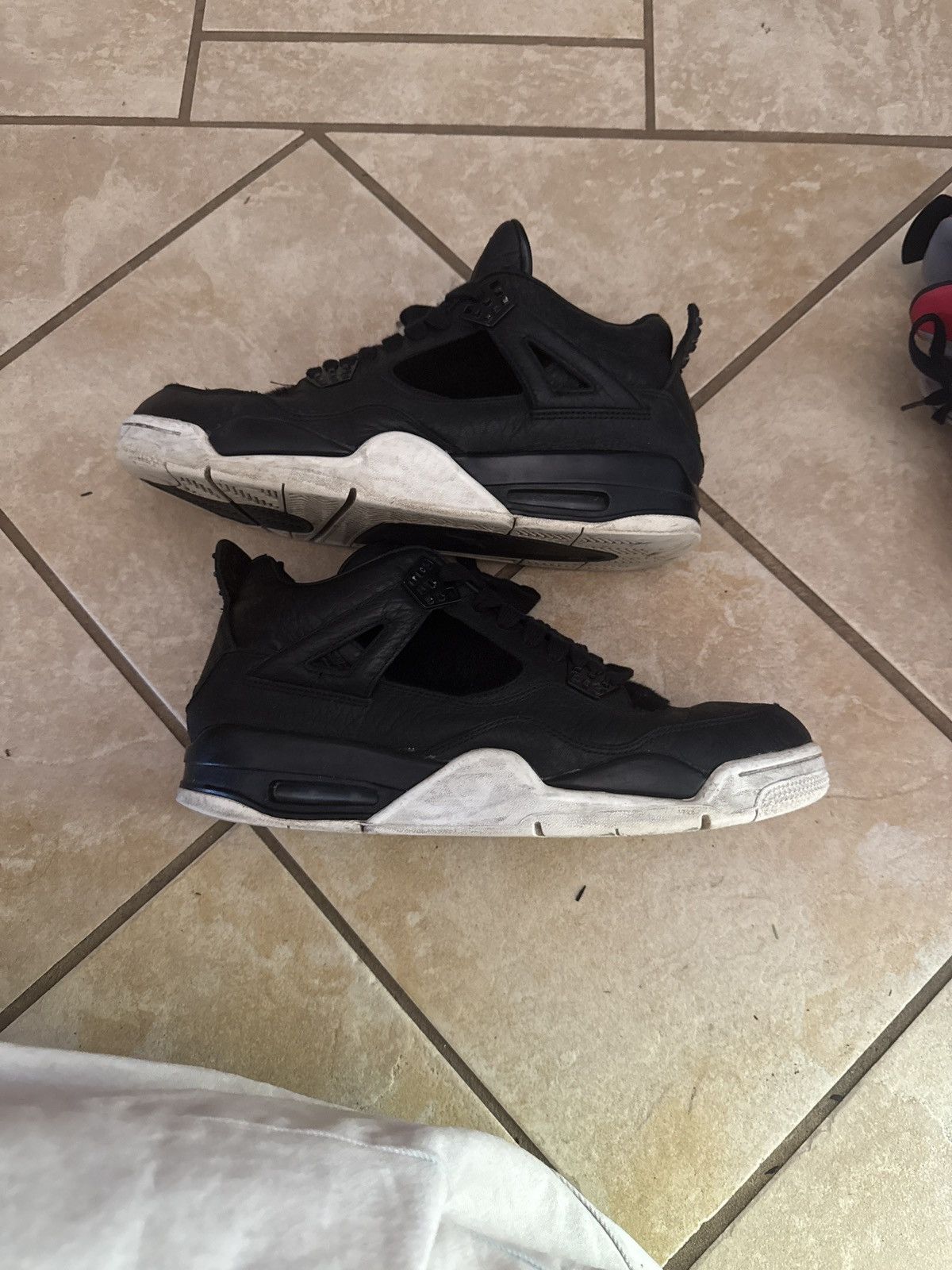 Jordan Brand Jordan 4 black pony hair Size US 11 / EU 44 - 6 Thumbnail