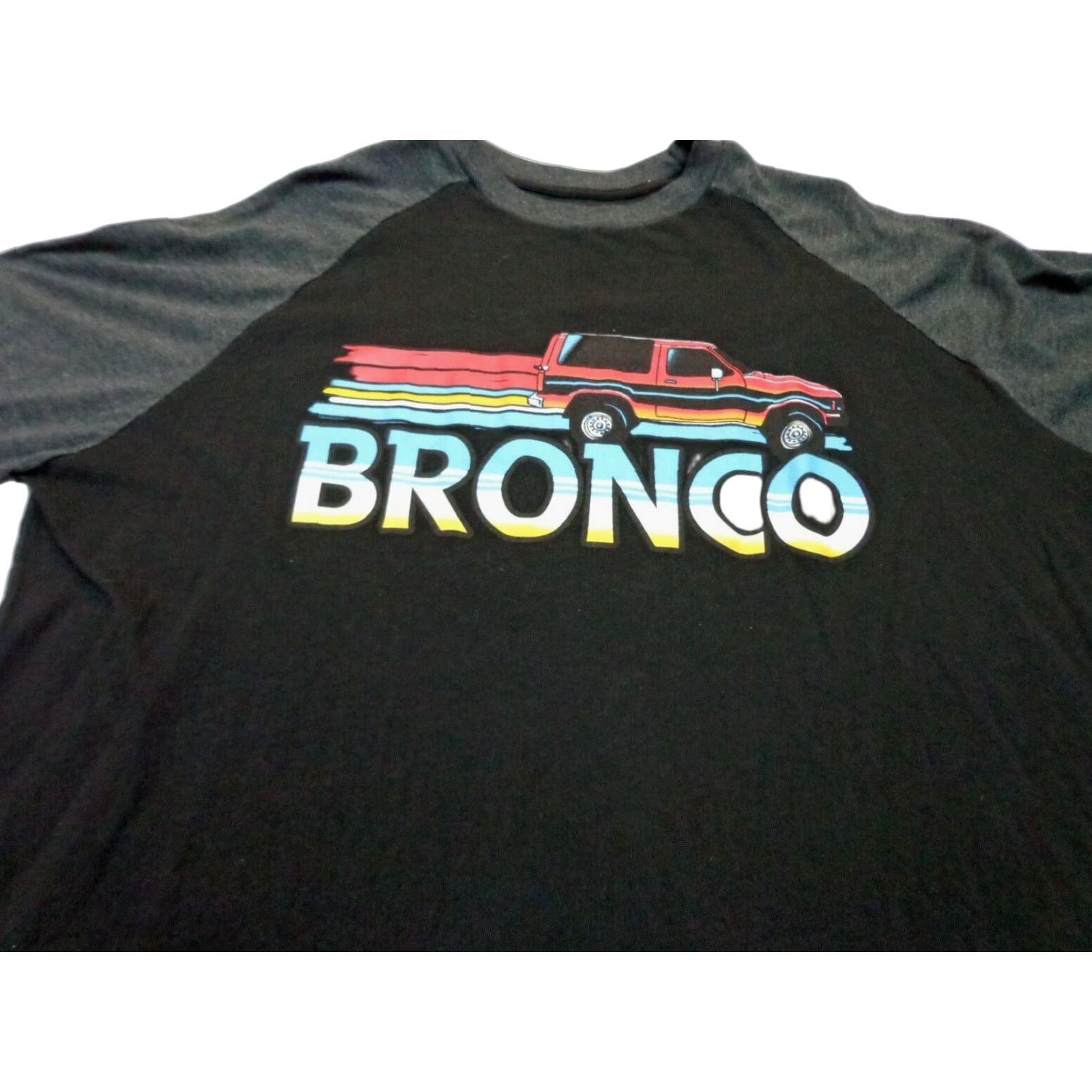 Ford Ford Bronco Official Licensed Product T Shirt 2XL Black Crew Neck Short Sleeve Cotton Blend Logo Men Size US XXL / EU 58 / 5 - 1 Thumbnail