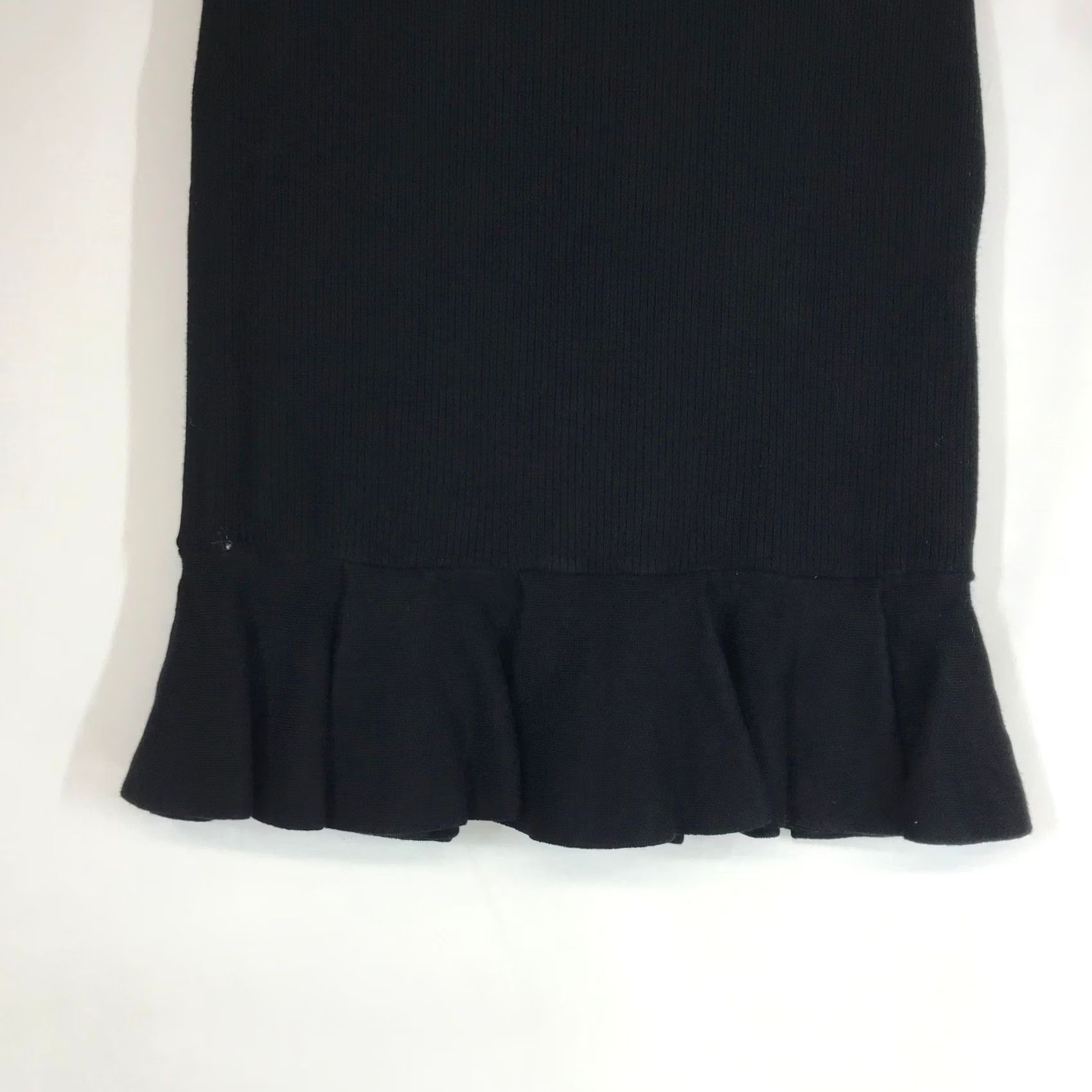 Express Express Black Ribbed Knit Pencil Midi Skirt with Ruffle Hem S Women Knit Midi Skirt Black Women Trumpet Christmas? Size 28" / US 6 / IT 42 - 3 Thumbnail