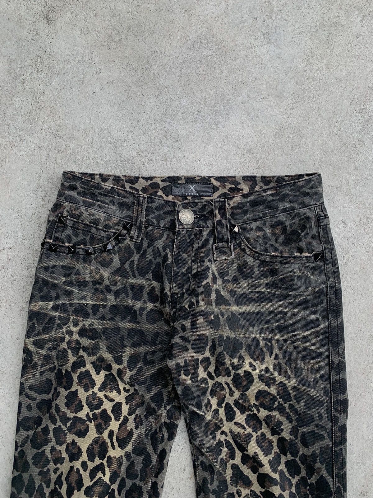 If Six Was Nine Xfrm animal flared denim pants Size US 31 - 2 Thumbnail