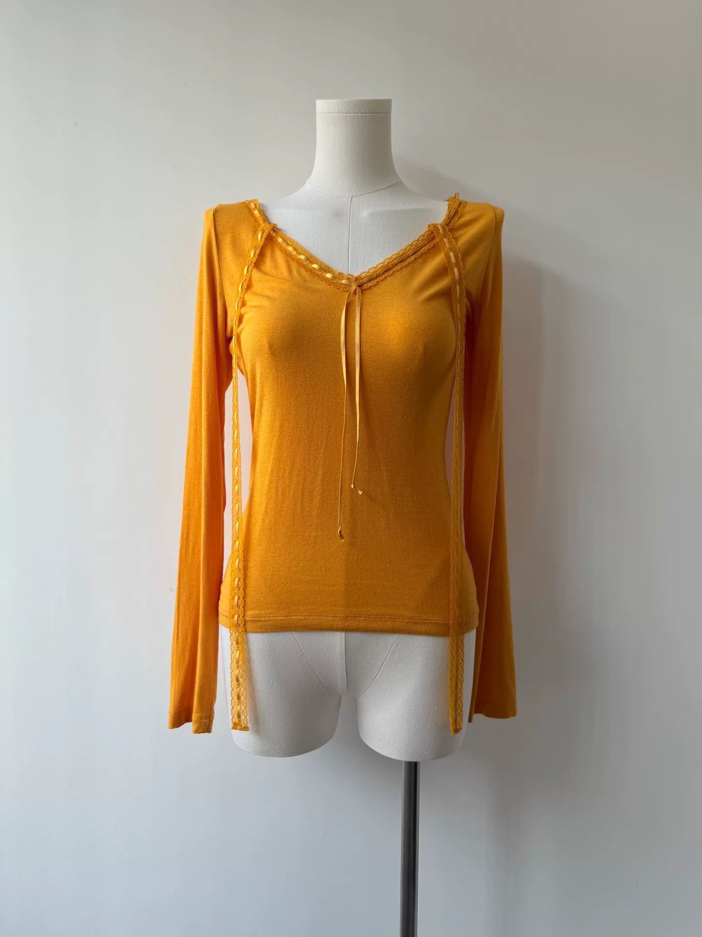 Jean Paul Gaultier Jean Paul Gaultier Long Sleeve Top Size M / US 6-8 / IT 42-44 - 1 Thumbnail