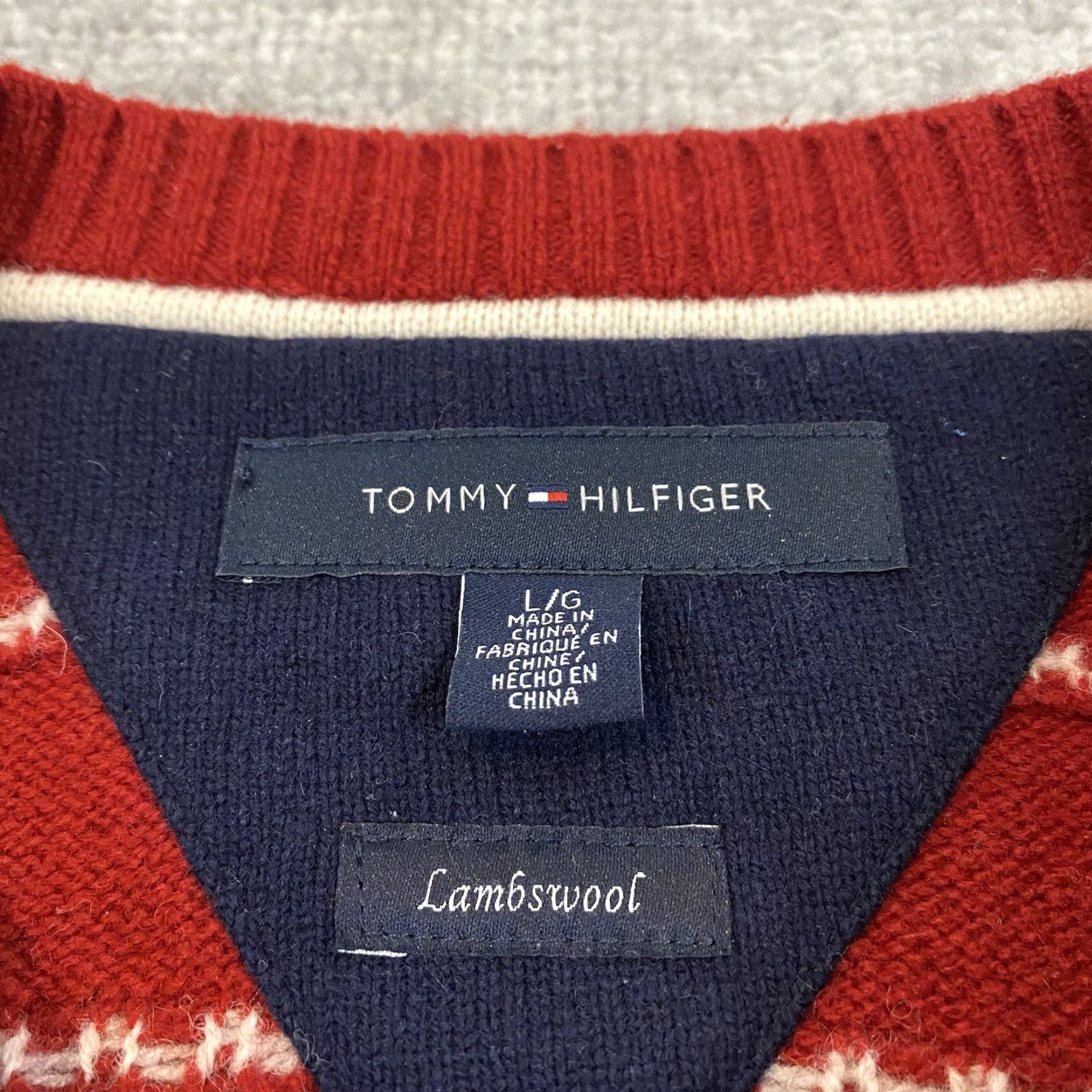 Tommy Hilfiger TOMMY HILFIGER Sweater Men Large Red White Lambswool Lions Crest Pullover Nordic Size US L / EU 52-54 / 3 - 4 Thumbnail
