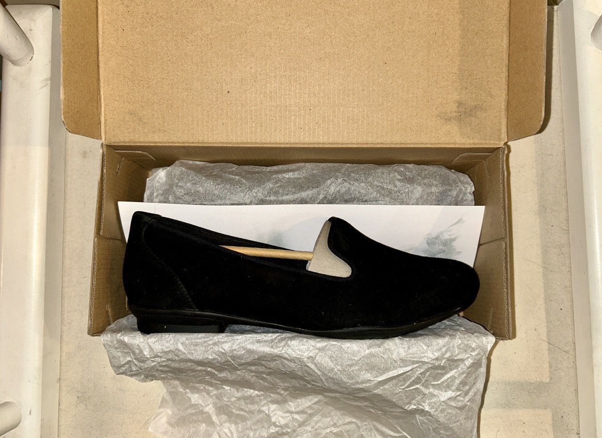 Clarks Clarks “Sara Poppy” Suede Loafer — Size 9M Size US 9 / IT 39 - 11 Thumbnail