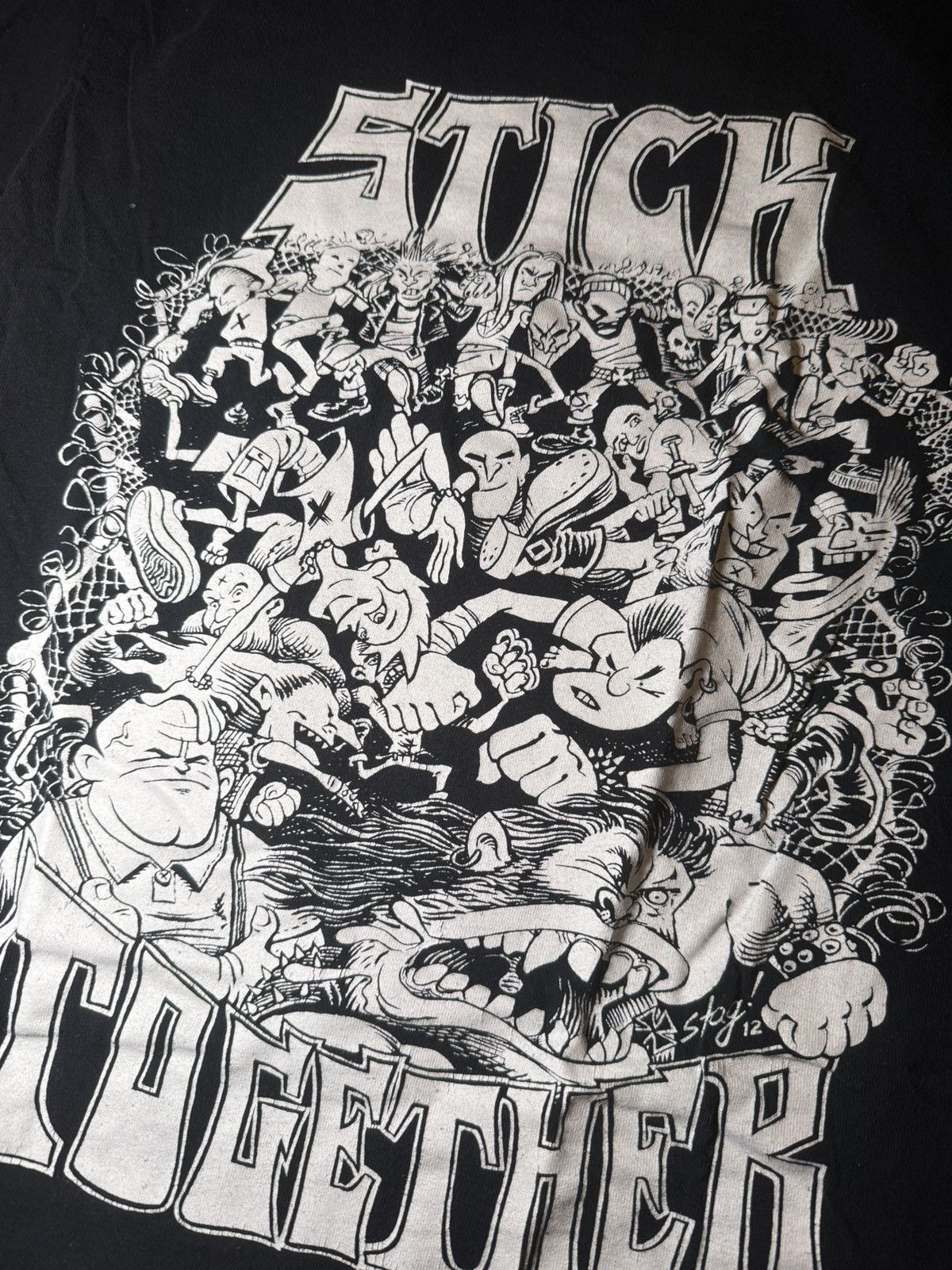 Gildan Stick Together – Sean Taggart T-Shirt Size US S / EU 44-46 / 1 - 2 Thumbnail