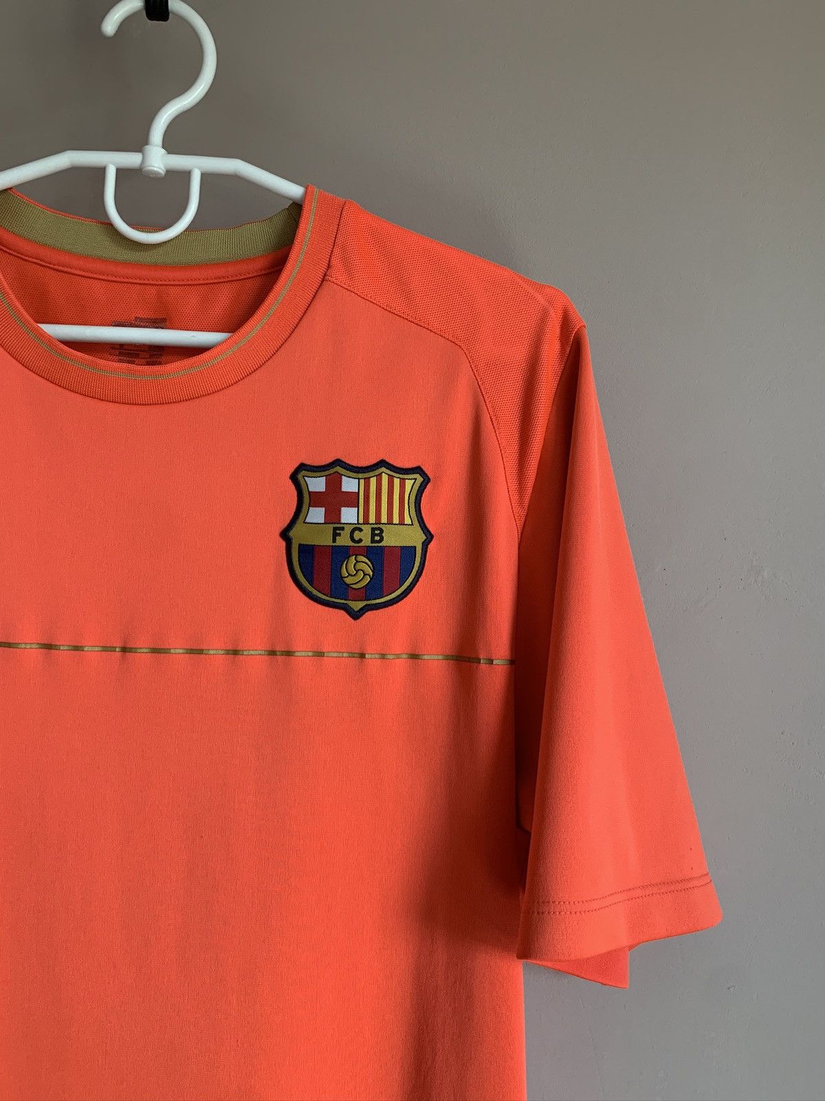 Nike Barcelona 2008 Training Football Shirt Nike Orange Soccer M Size US M / EU 48-50 / 2 - 4 Thumbnail