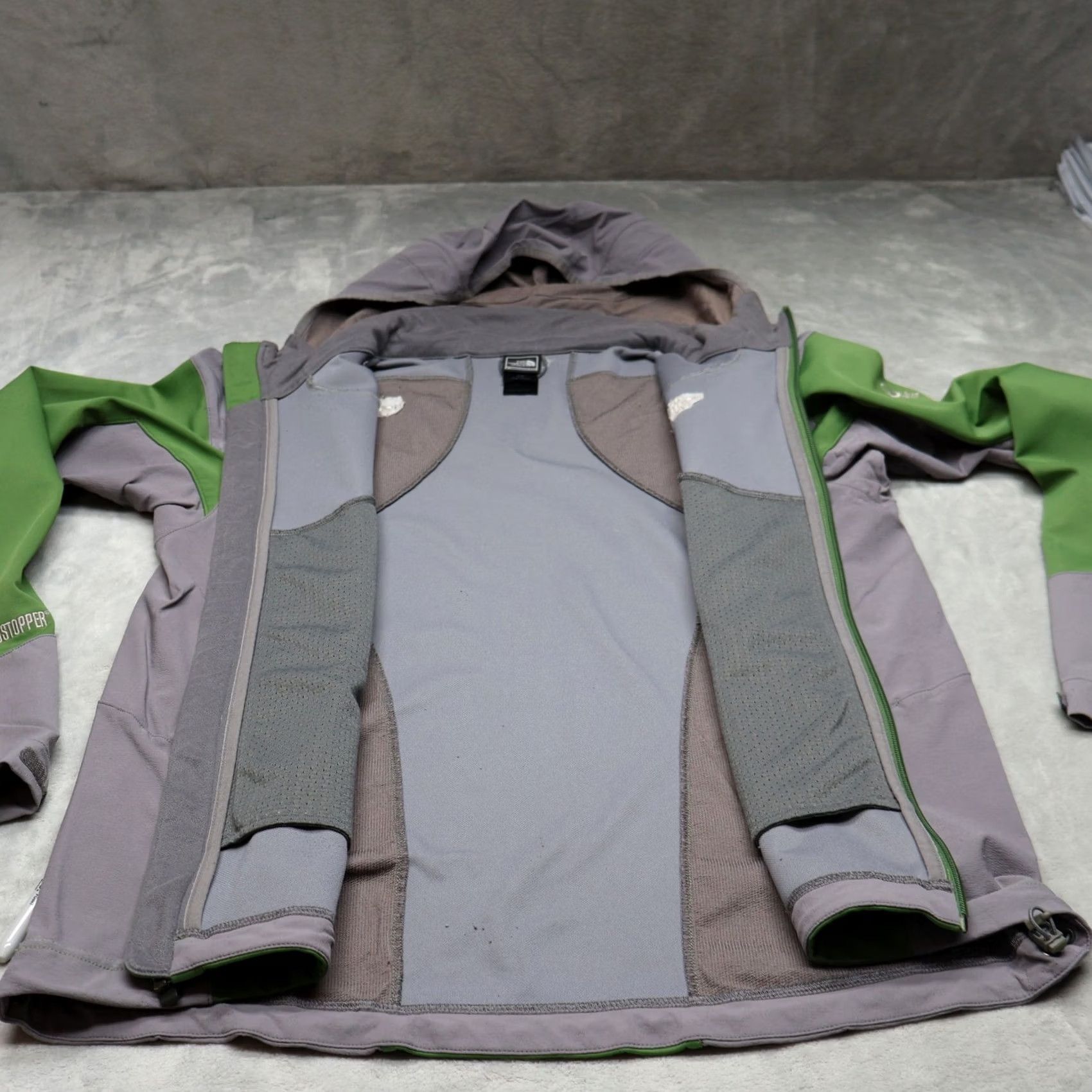 The North Face North Face Flight Series Softshell Windstopper Jacket Mens Large Green Outdoor Size US L / EU 52-54 / 3 - 6 Thumbnail