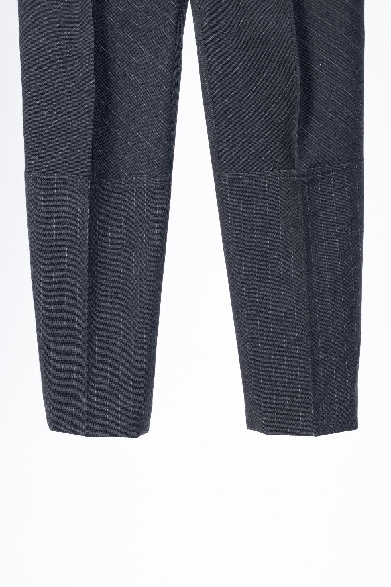 Brunello Cucinelli Brunello Cucinelli Wool-Blend Pinstripe Knee-Detail Trousers Size 27" / US 4 / IT 40 - 6 Thumbnail