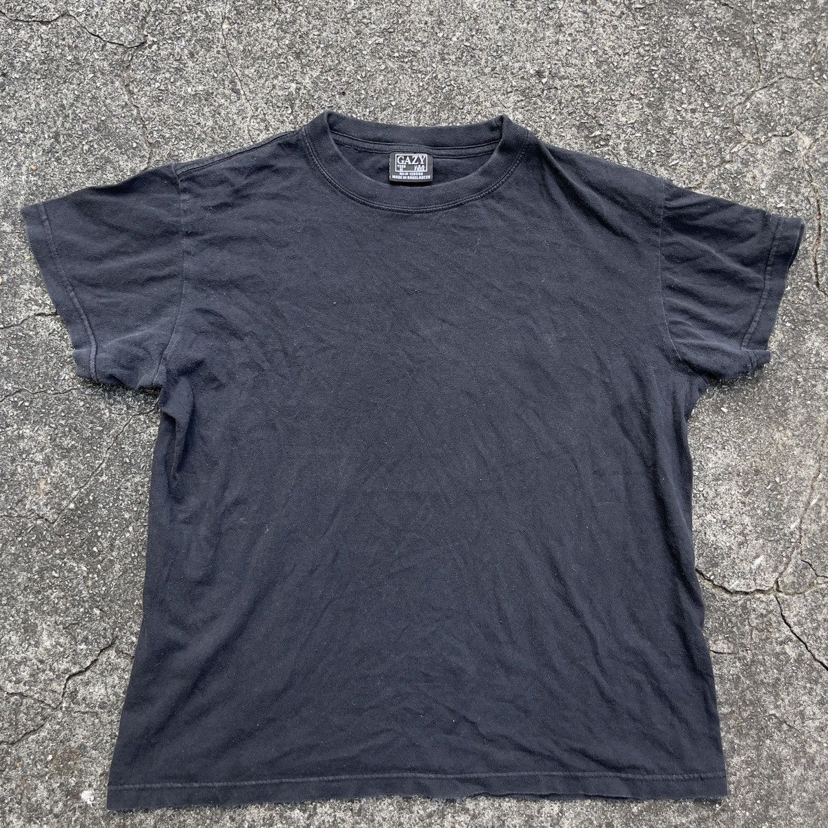 Vintage Vintage Y2K GAZY Boxy Fit Faded Blank Black T Shirt Size US M / EU 48-50 / 2 - 1 Thumbnail