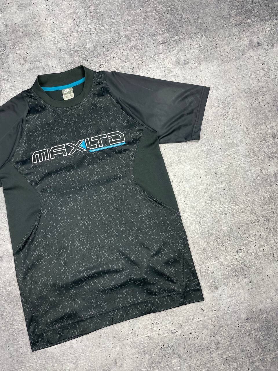 Nike × Vintage Vintage Nike Air LTD Y2K Style Big Logo Central Swoosh Tee Size US S / EU 44-46 / 1 - 2 Thumbnail