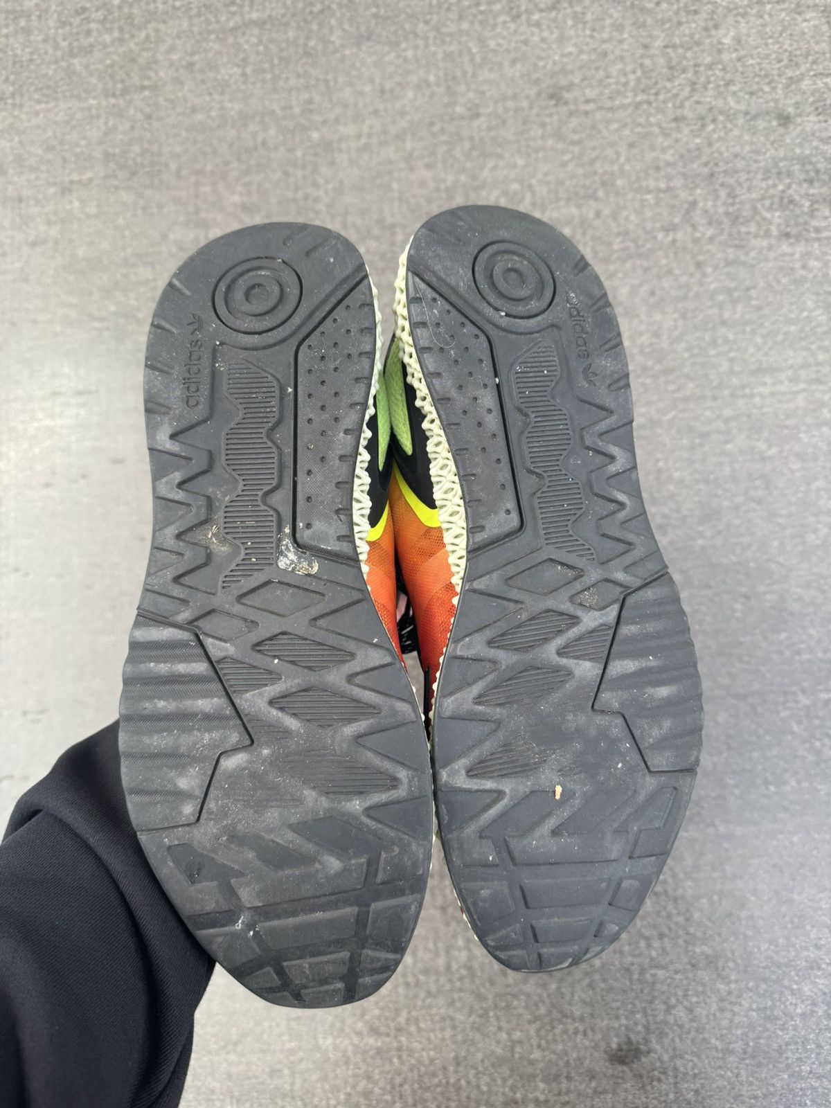 Adidas Adidas ZX 2K 4D Gradient Neon Size US 9.5 / EU 42-43 - 6 Thumbnail