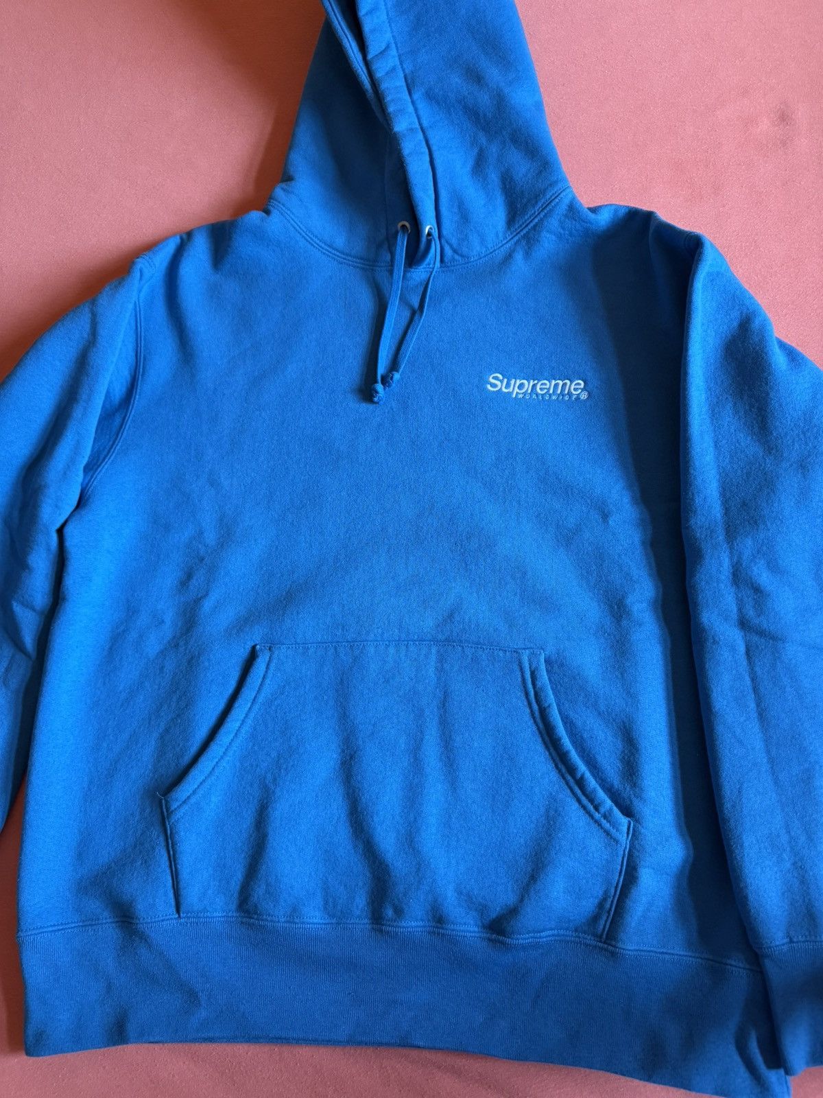 Supreme Supreme Hoodie Worldwide Limited Edition Great Condition Size US M / EU 48-50 / 2 - 4 Thumbnail