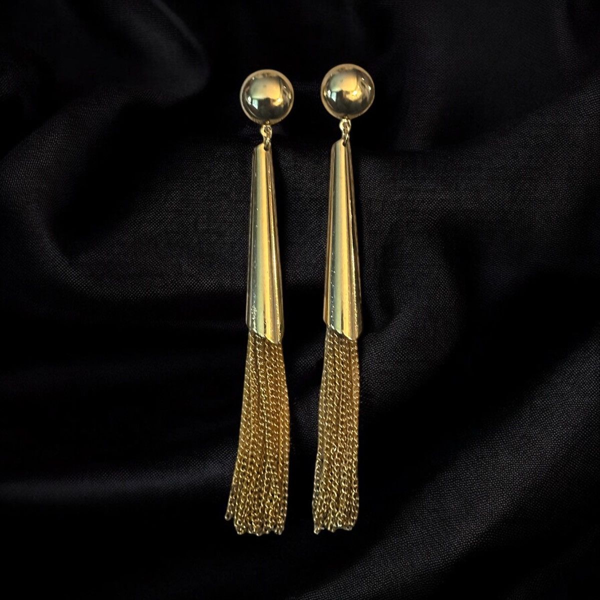 Other Long gold tone chain tassel earrings Size ONE SIZE - 1 Thumbnail