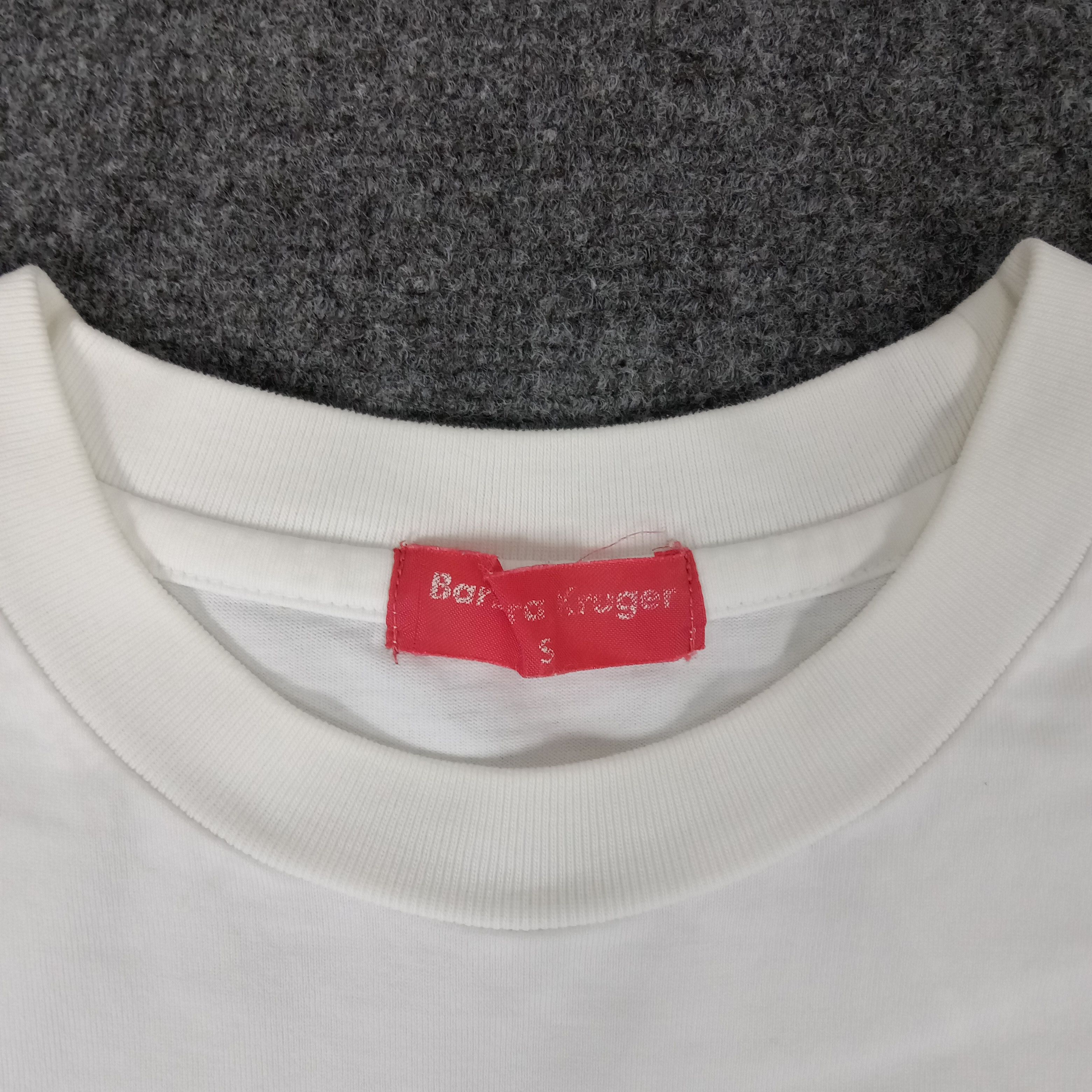 Barbara Kruger × Japanese Brand × Vintage Barbara Kruger We Don't Need Another Hero Tshirt Size US M / EU 48-50 / 2 - 3 Thumbnail