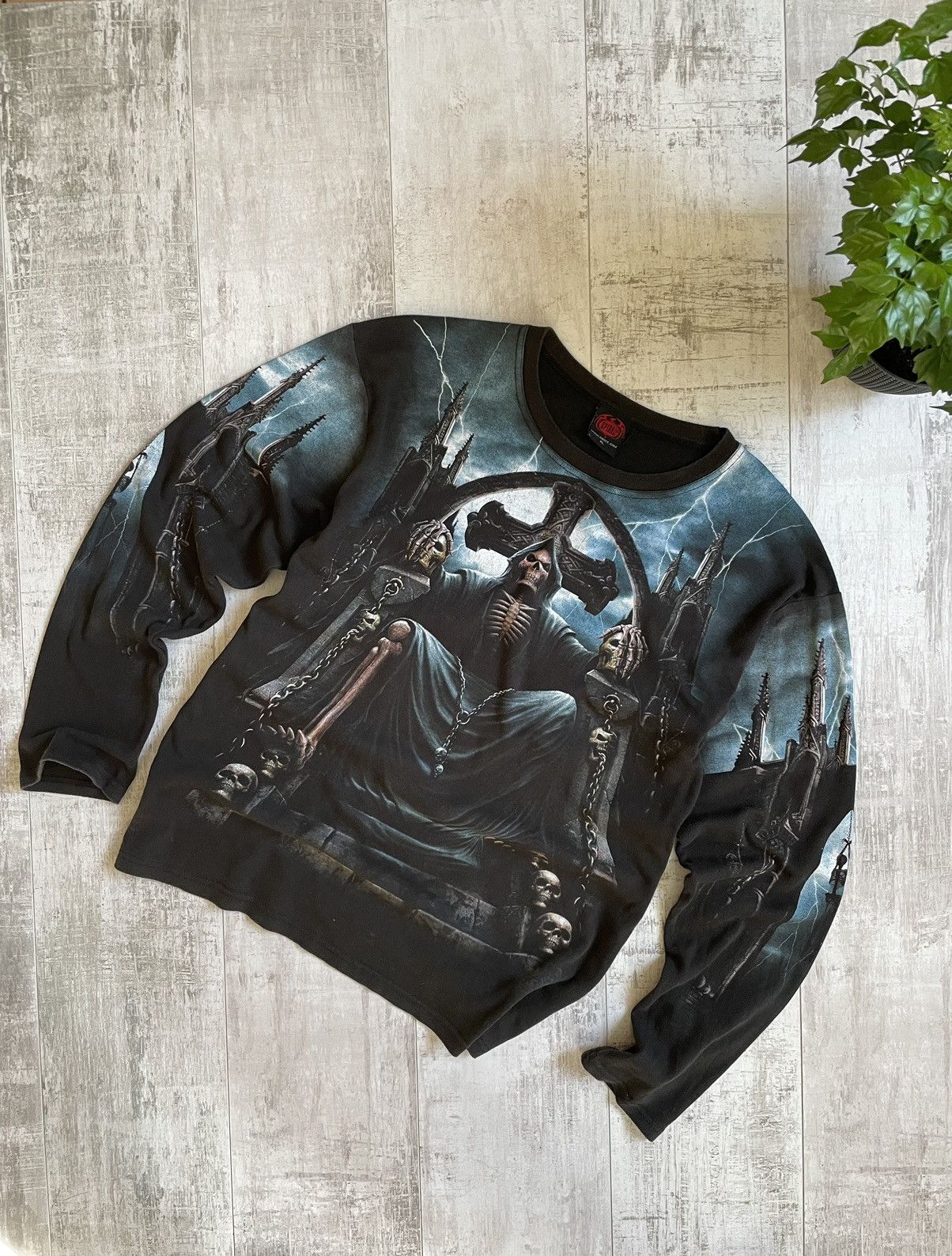 Vintage Y2K Vintage Skull Printed Over Longsleeve Rare Size US L / EU 52-54 / 3 - 3 Thumbnail