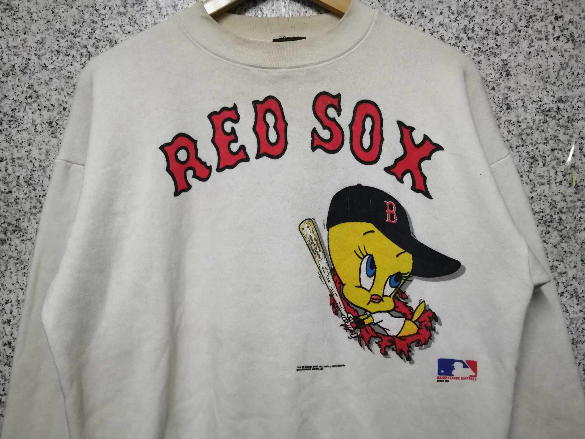 MLB × Vintage 90S VINTAGE RED SOX MLB X TWEETY VERY RARE Size US M / EU 48-50 / 2 - 3 Thumbnail