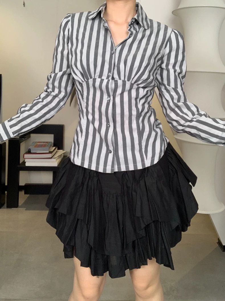 Vivienne Westwood Vivienne Westwood size38 Gray striped waist shirt Size XS / US 0-2 / IT 36-38 - 2 Thumbnail