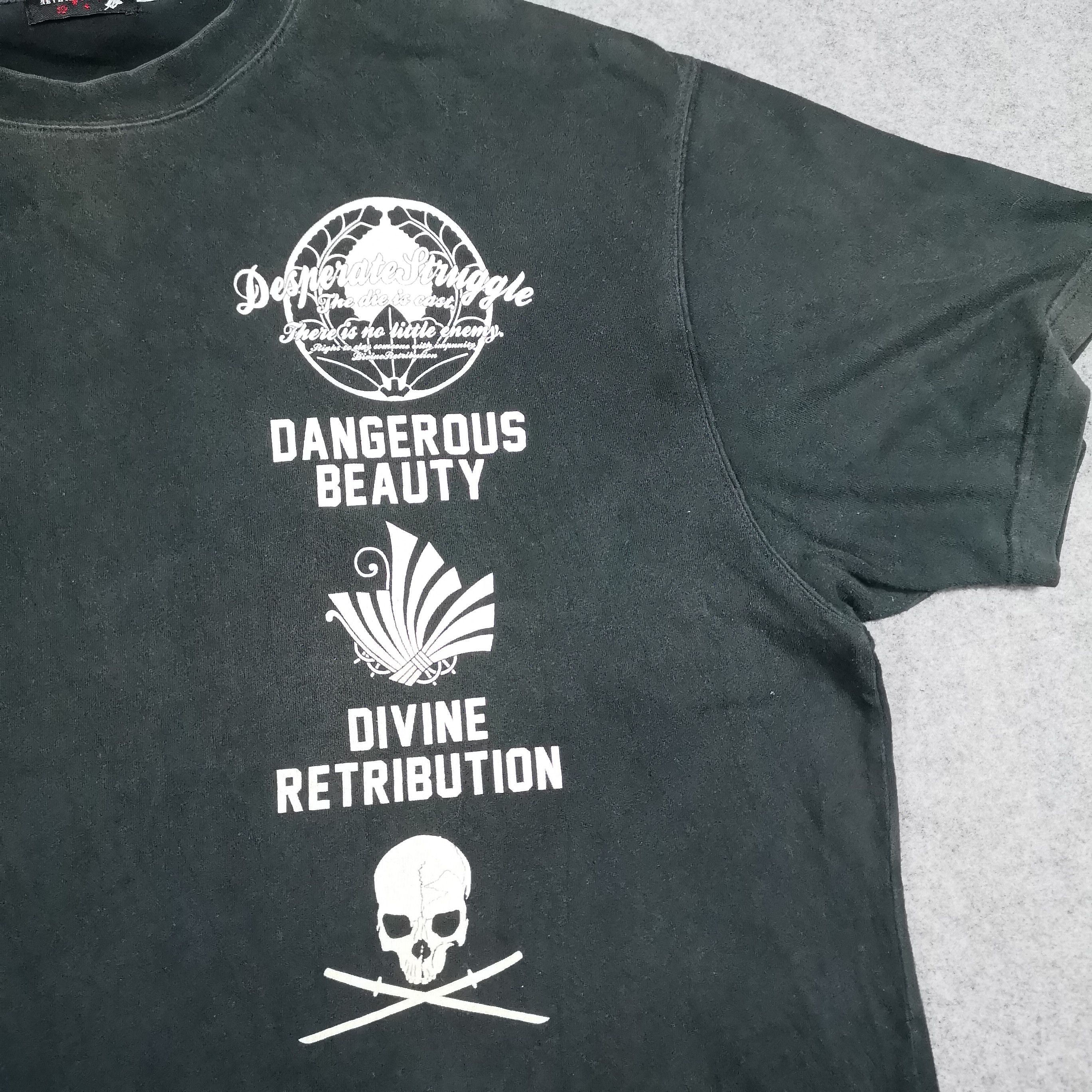 Japanese Brand Devine Retribution T-shirt Size US XL / EU 56 / 4 - 3 Thumbnail