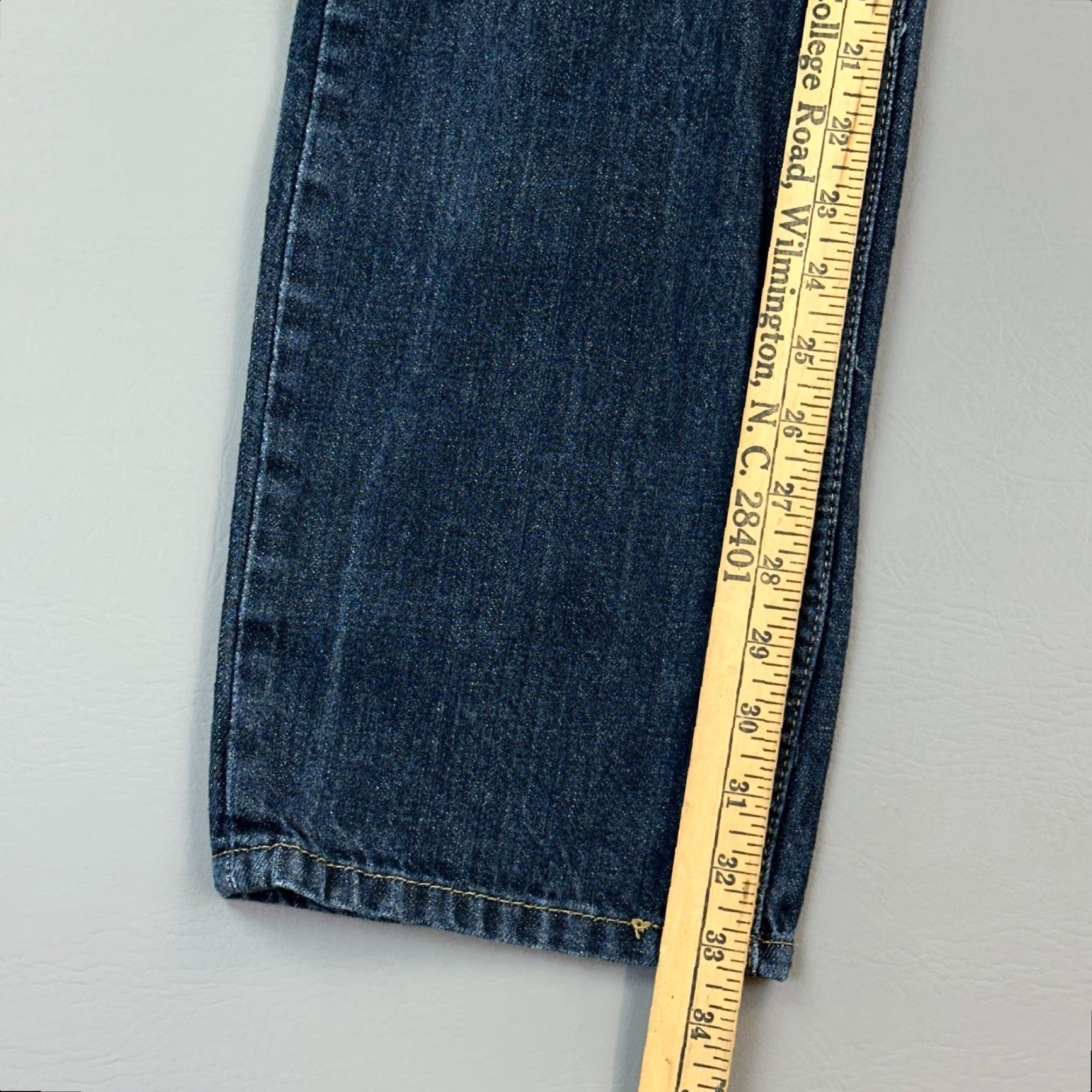 Levi's Levis 514 Jeans Mens 32x34 Blue Dark Wash Denim Straight Fit Casual Size US 32 / EU 48 - 3 Thumbnail