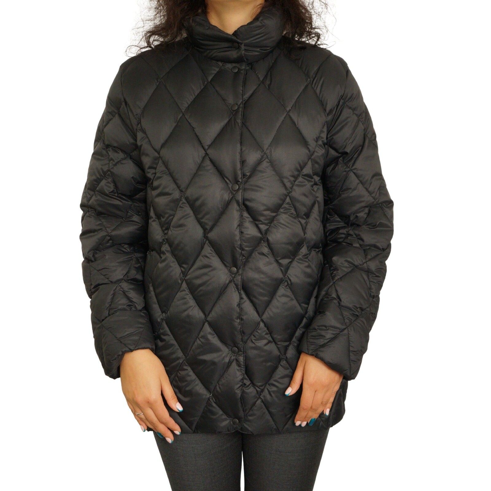 Moncler Woman Moncler Quilted Jacket Down Black Size M Size M / US 6-8 / IT 42-44 - 1 Preview