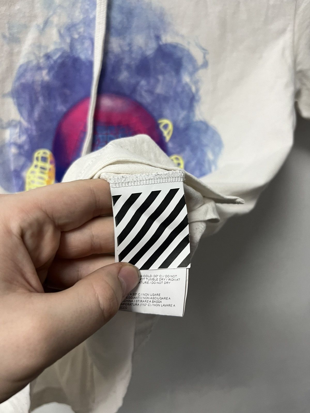 Off-White Off-White World Hand T-Shirt Size S XS Luxury Y2K Size US S / EU 44-46 / 1 - 8 Thumbnail