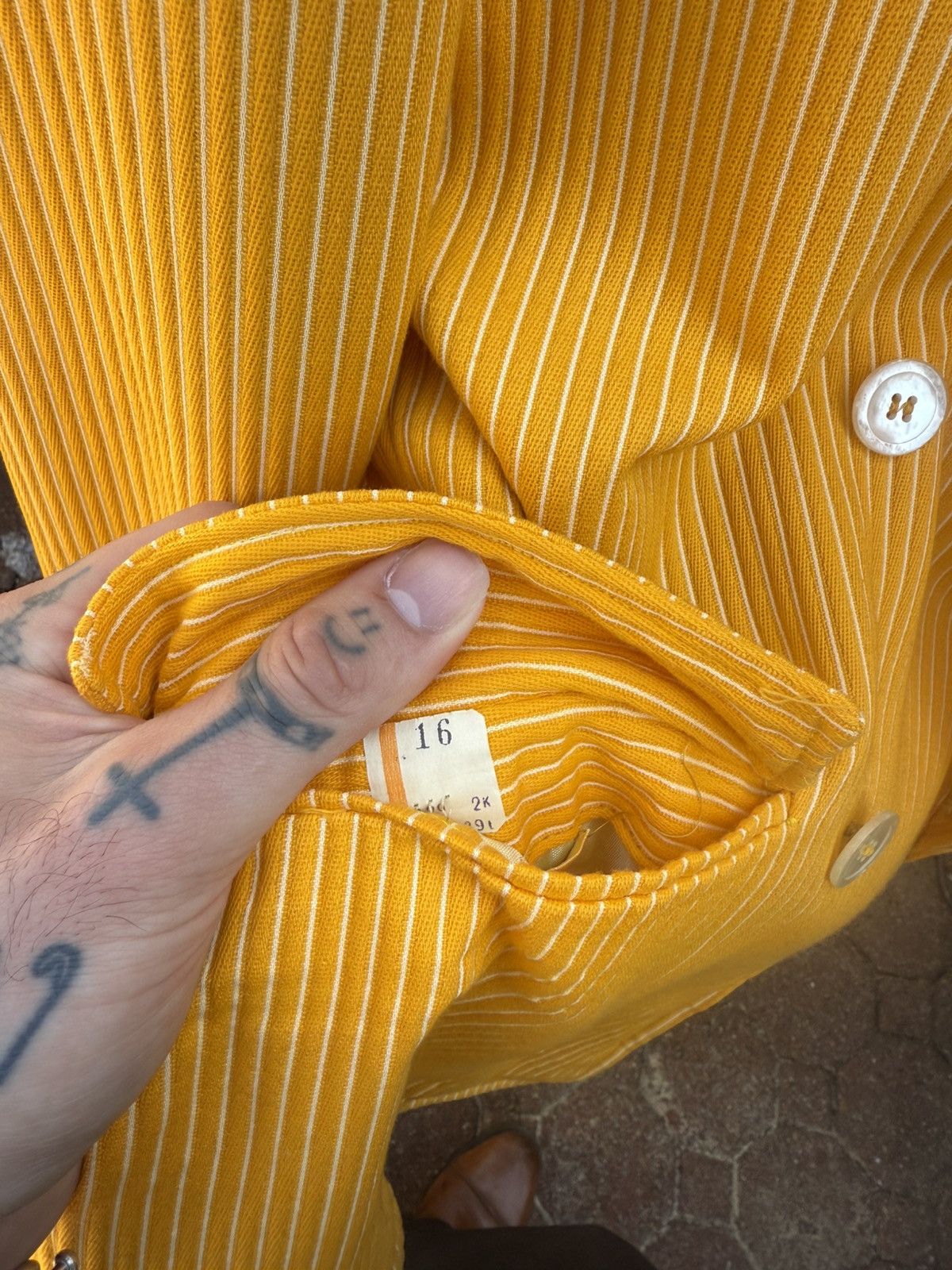 Vintage Vintage Yellow Pimp Jacket Stripped Shell Buttons 1960s 70s Size 42L - 8 Thumbnail