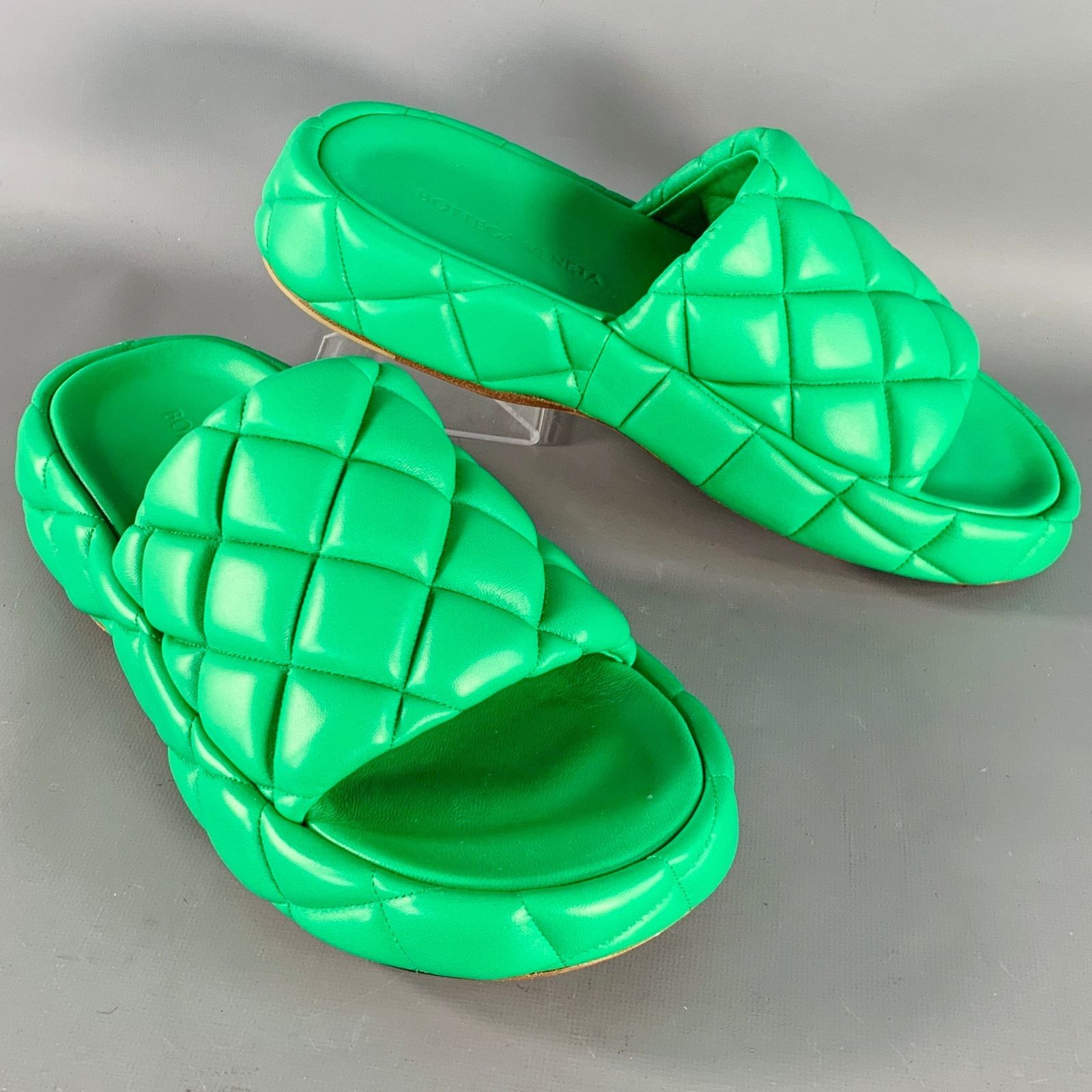 Bottega Veneta BOTTEGA VENETA Quilted Padded Lambskin Leather Slide Sandals Size US 7 / EU 40 - 1 Thumbnail
