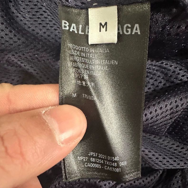 Balenciaga Balenciaga size m SS22 Sporty B embroidered logo nylon pane Size US 30 / EU 46 - 6 Thumbnail