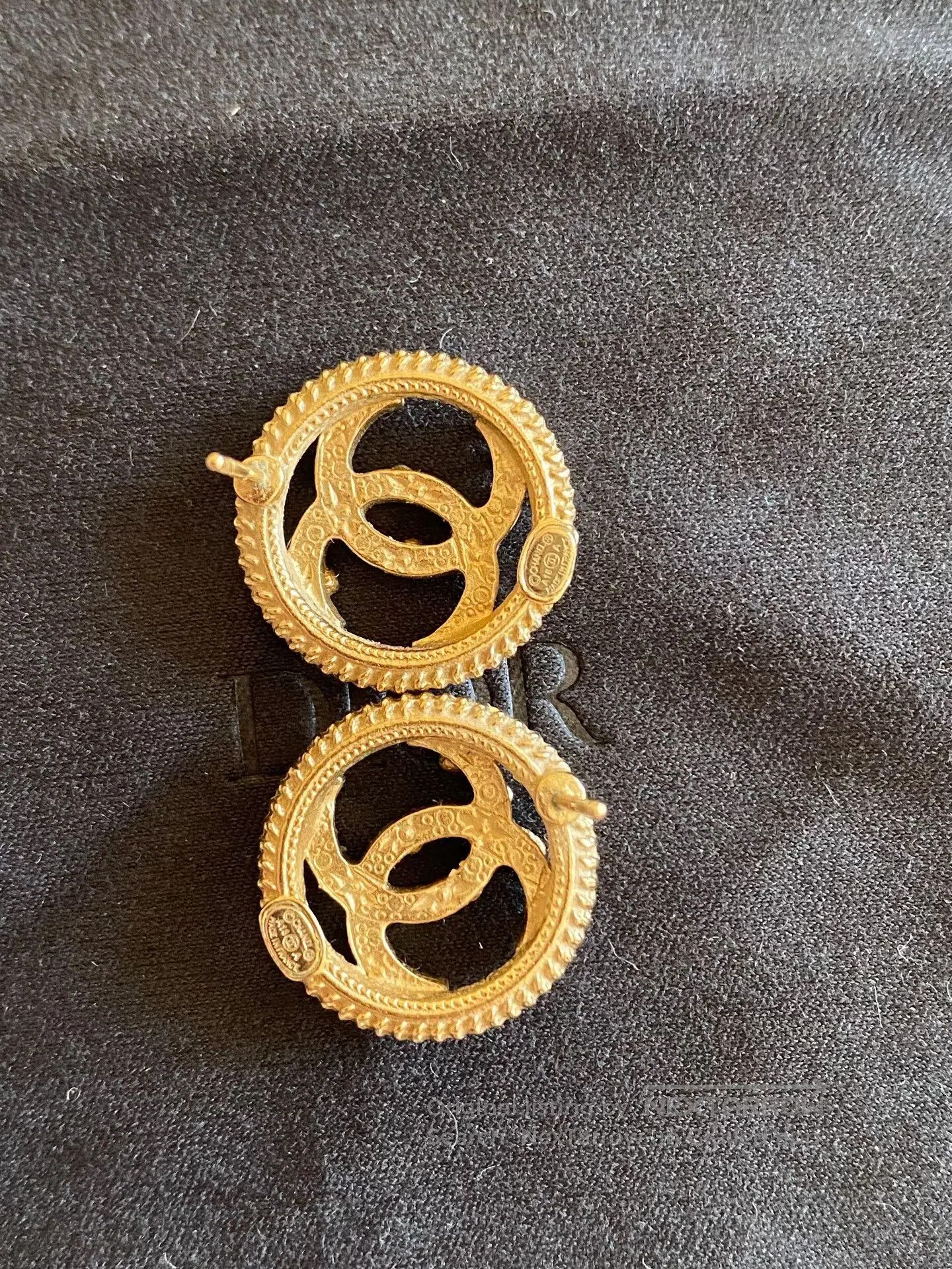 Chanel Chanel Double C Pearl Crystal Button Earrings. Size ONE SIZE - 7 Thumbnail