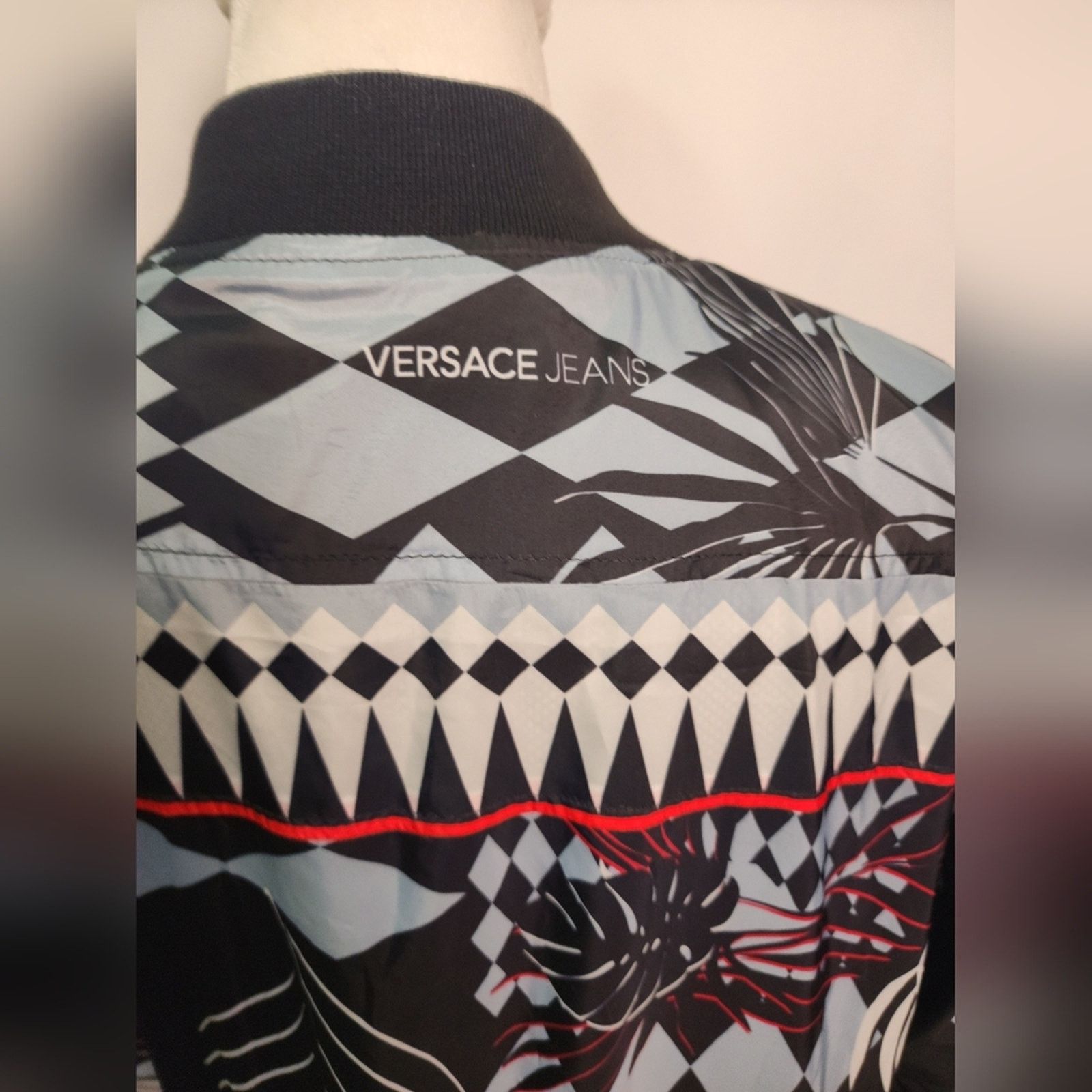Versace Versace Nylon Geometric Patterned Palm Bomber Jacket 44 Lg Size L / US 10 / IT 46 - 9 Thumbnail