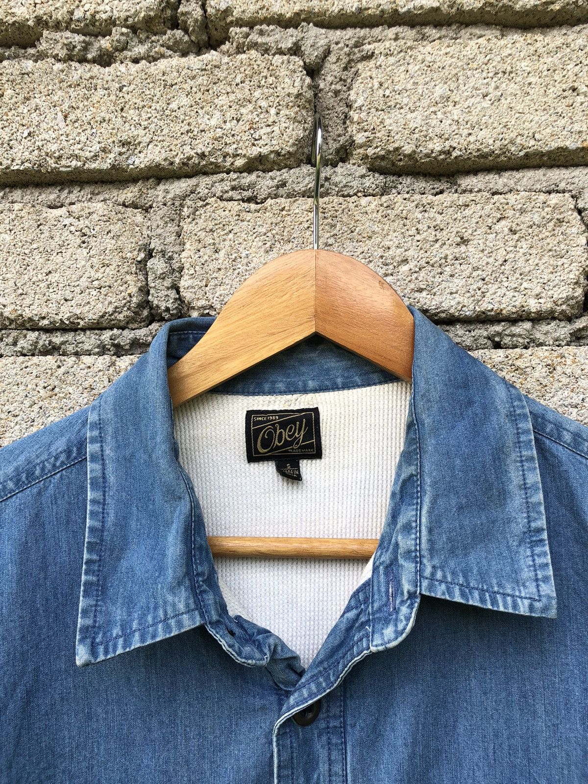 Obey Vintage Obey Thermal Buttons Jean Shirts Size US L / EU 52-54 / 3 - 11 Thumbnail